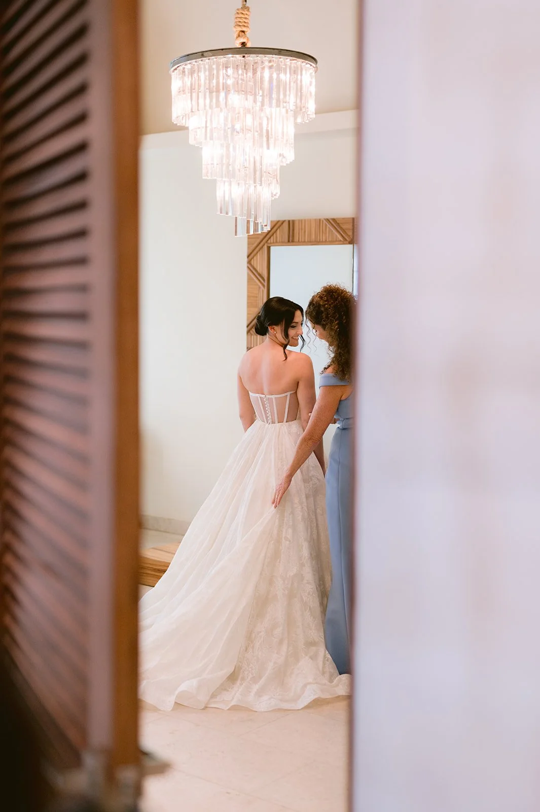 Sarah&Tayler_SNEAKPEEK-21.jpg