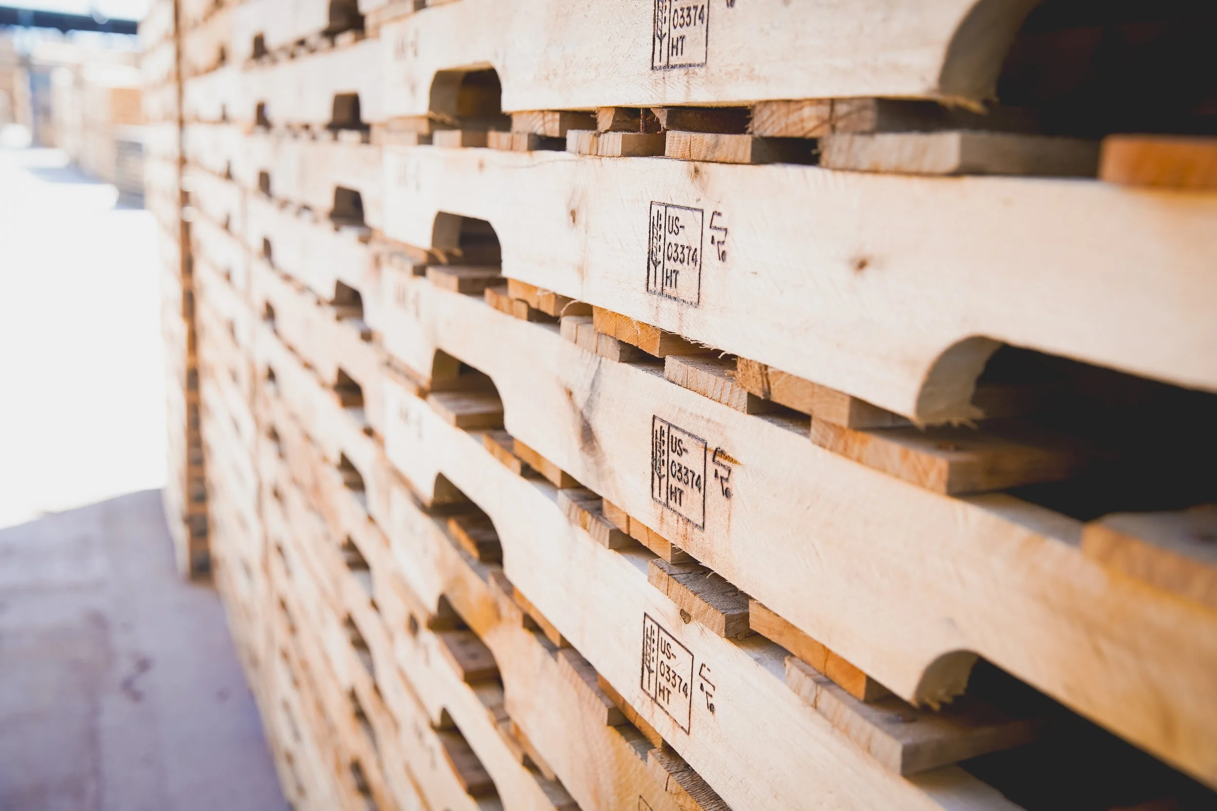 Heat-Treated Pallets for International Shipping: Why Quality Pallet Co. is Your Trusted Partner