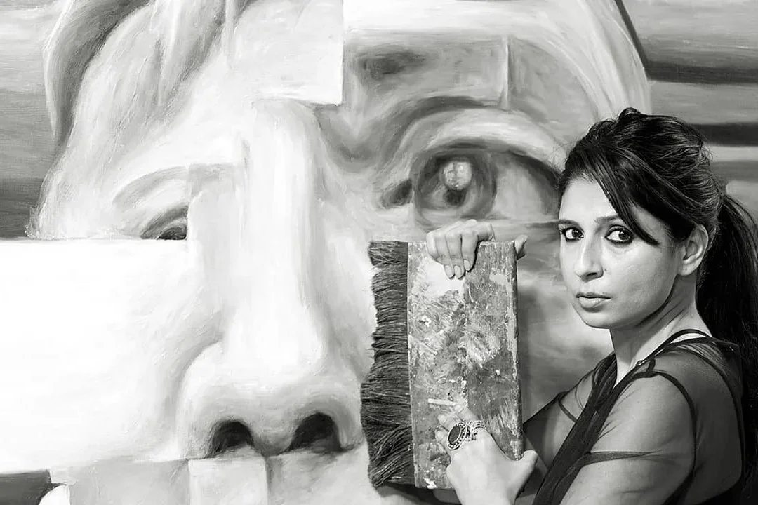       
  
    Art Attack: Qinza Najm  The Express Tribune  Qinza Najm, a coveted New York-based artist, who aims to provoke curious conversations and empower the suppressed through art is all set to showcase her work on November 15, in Karachi. Leavi
