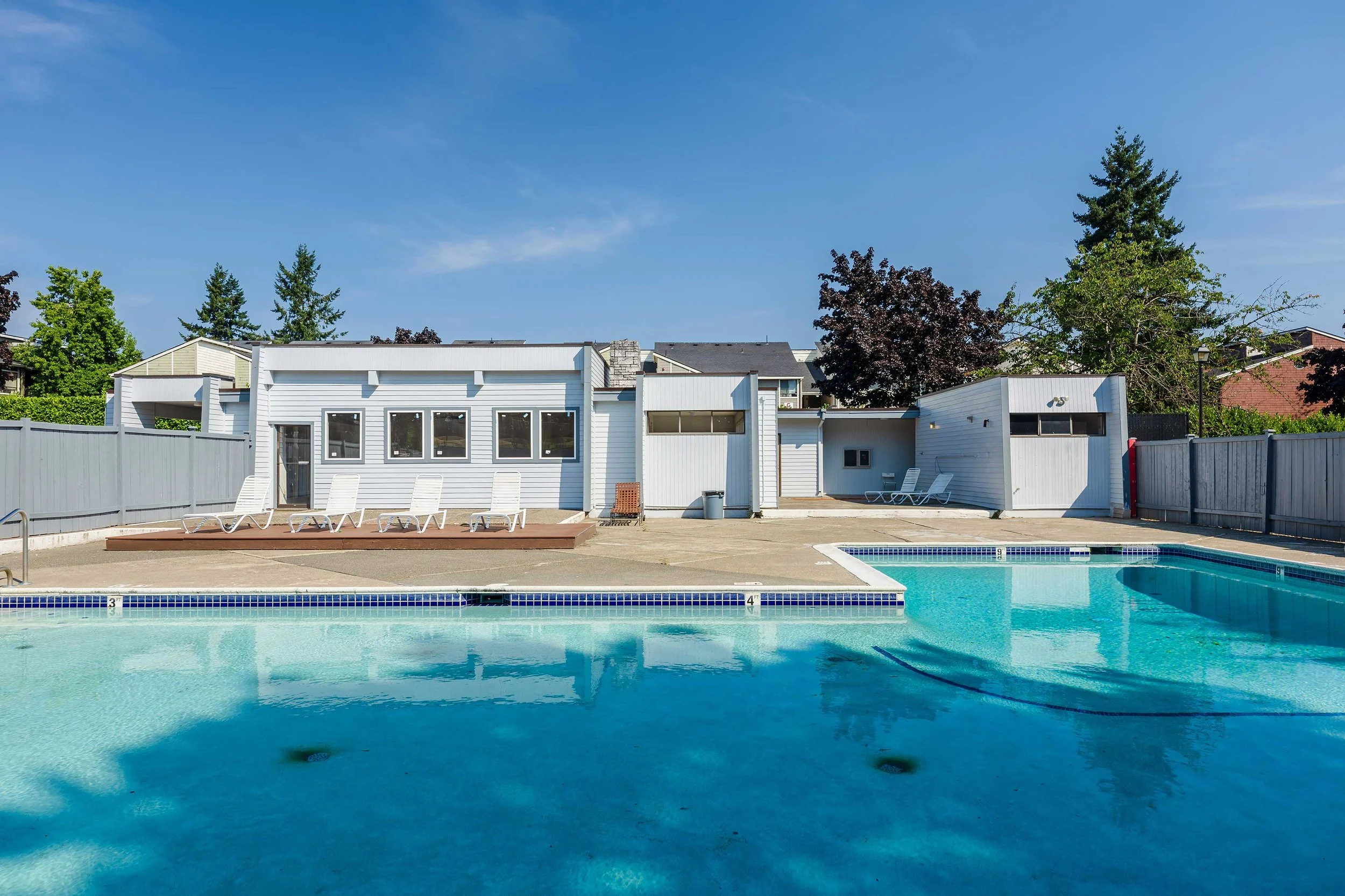 Easthill_Apartments_052.jpg