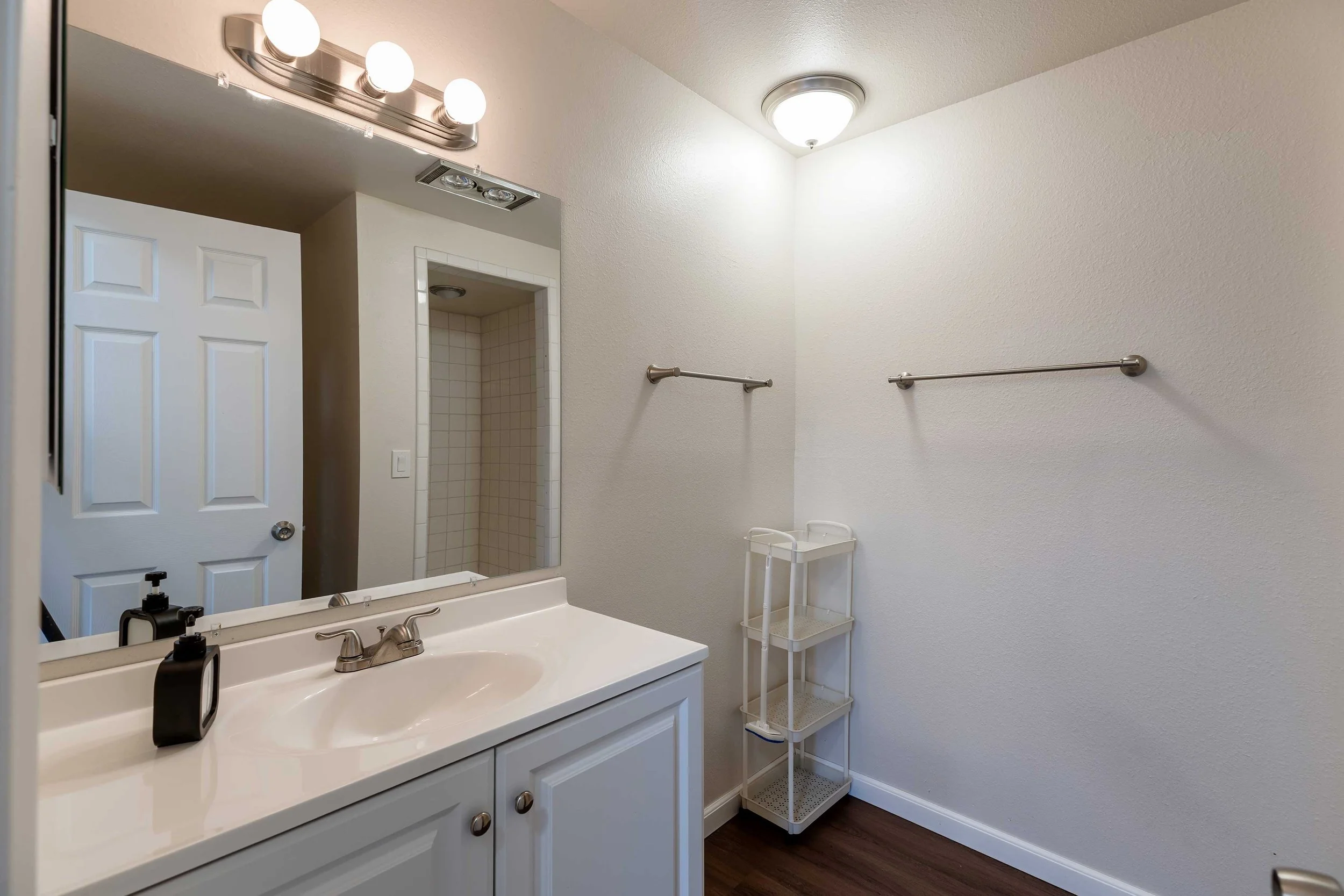 Easthill_Apartments_061.jpg