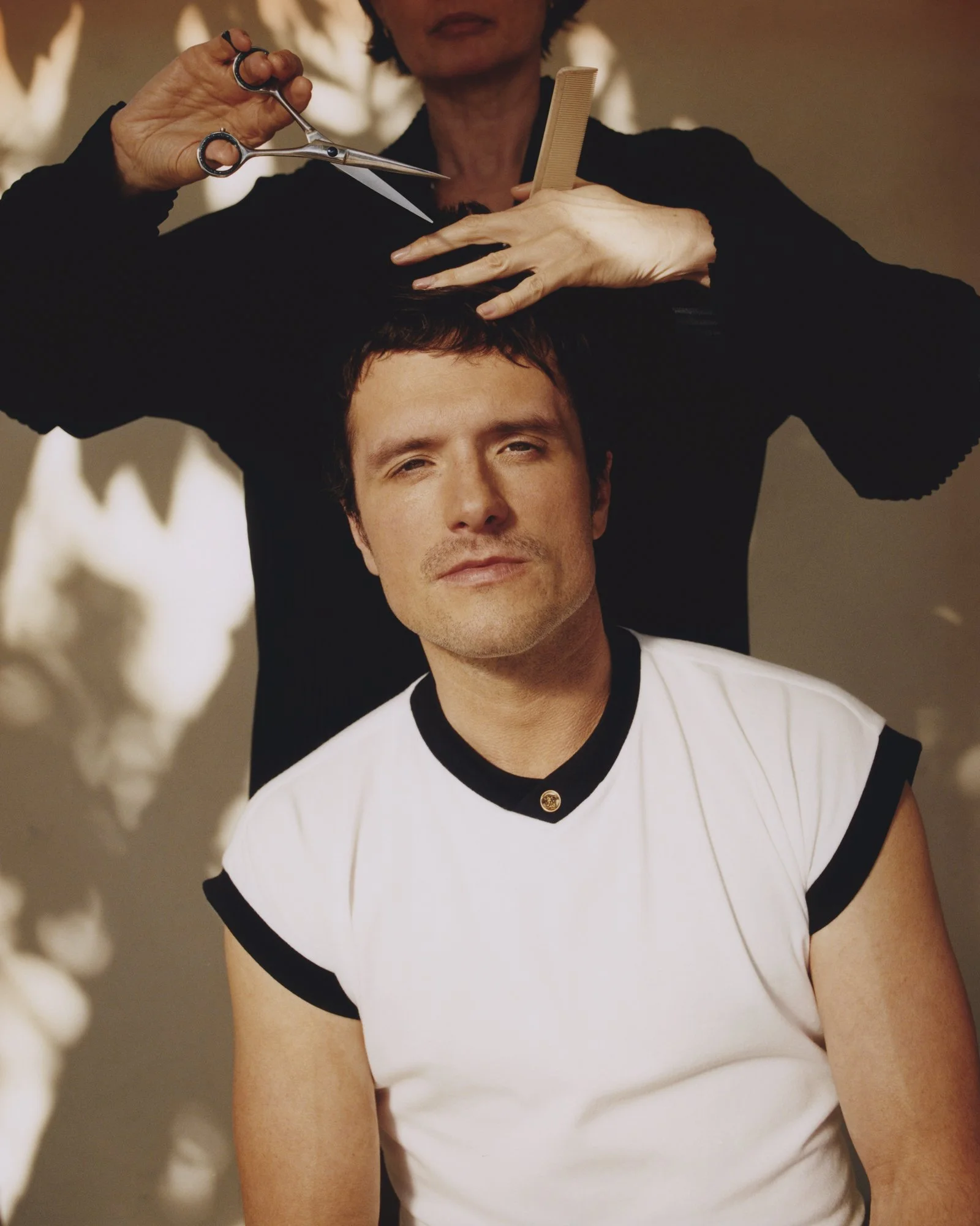 MR_JoshHutcherson_GQ_00006.jpg