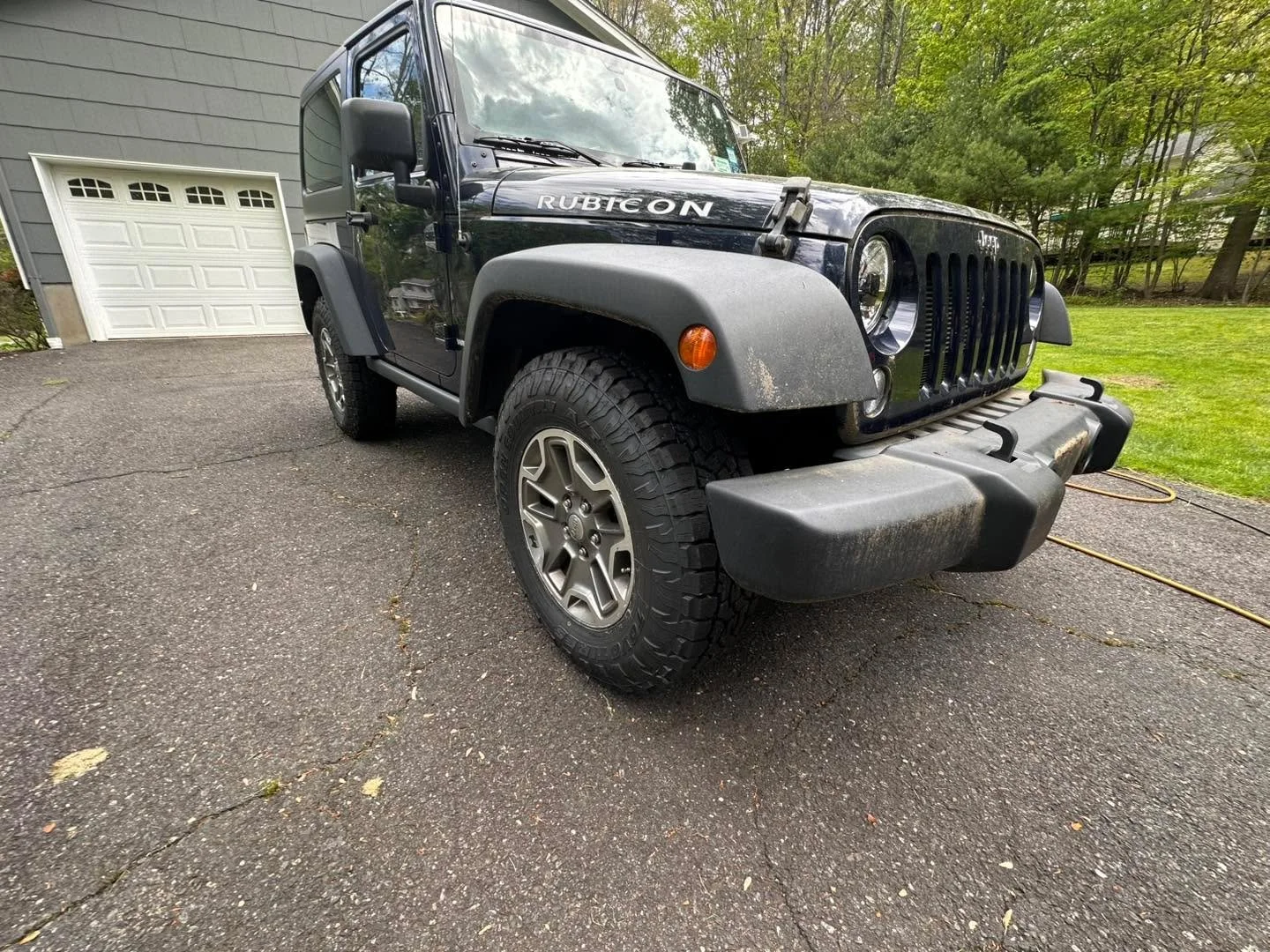 Reviving this Jeep Wrangler from top to bottom!

This one came in needing the full treatment:
✔️ Full Interior Detail
✔️ Exterior Wash &amp; Decon
✔️ Engine Bay Cleaning
✔️ Black Trim Restoration

The real star of the show? The black trim restoration