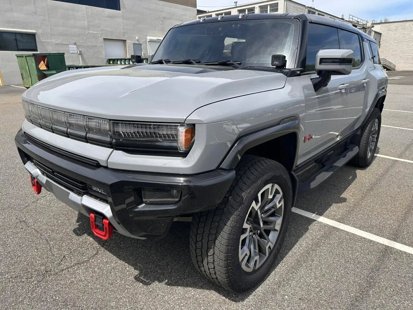 Before &amp; After &ndash; Hummer EV Edition

This all-electric beast came in dirty, but left looking absolutely flawless.
The transformation? Next level. That&rsquo;s what our Premium Full Detail delivers&mdash;inside and out.

What&rsquo;s Included
