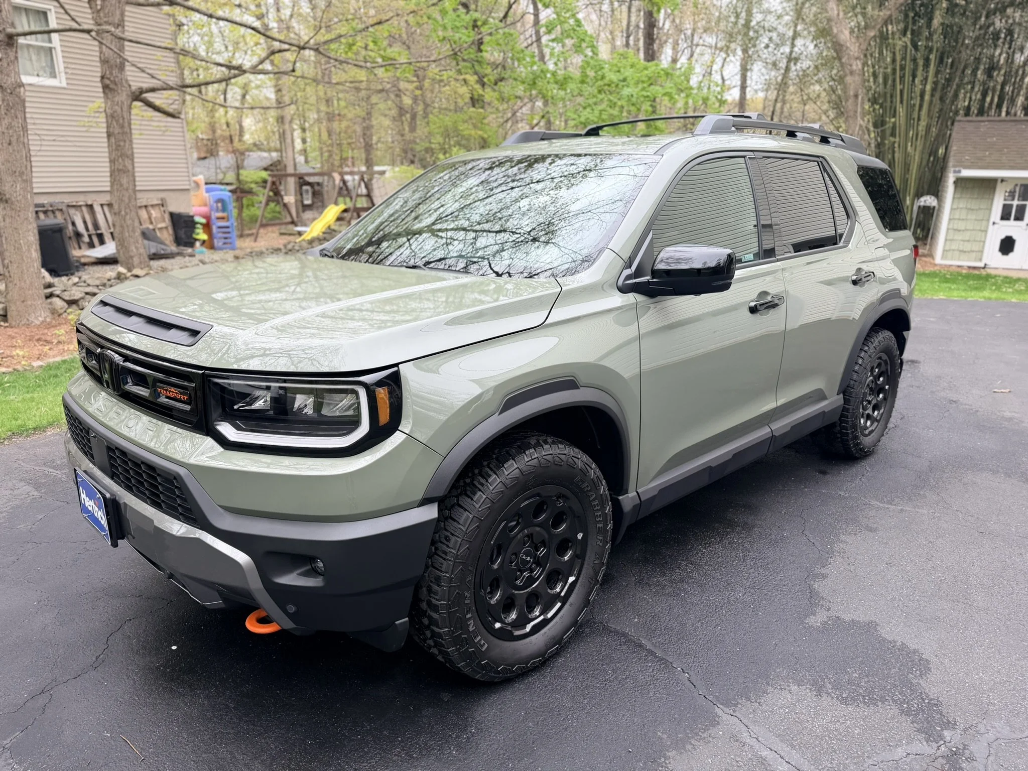 Ceramic coated SUV detailed by Hi-Def Auto Detailing in Morris County NJ.