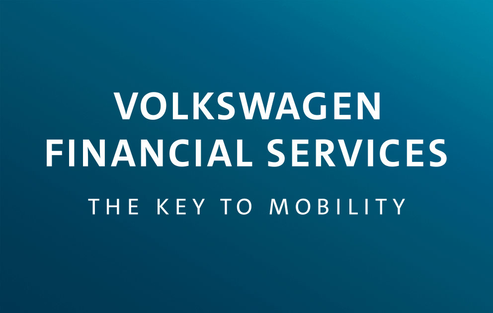 Diapositiva que dice "Volkswagen Financial Services" y "The Key to Mobility" en fondo azul.