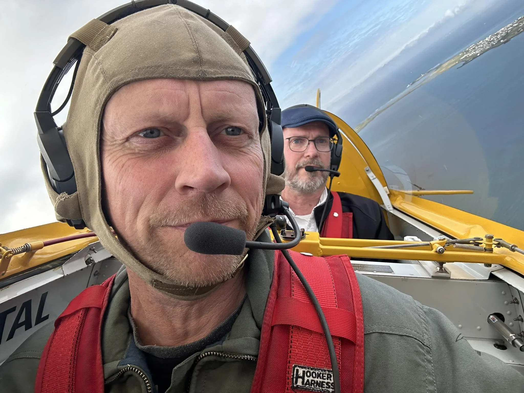 the acrobatic student (1).jpg