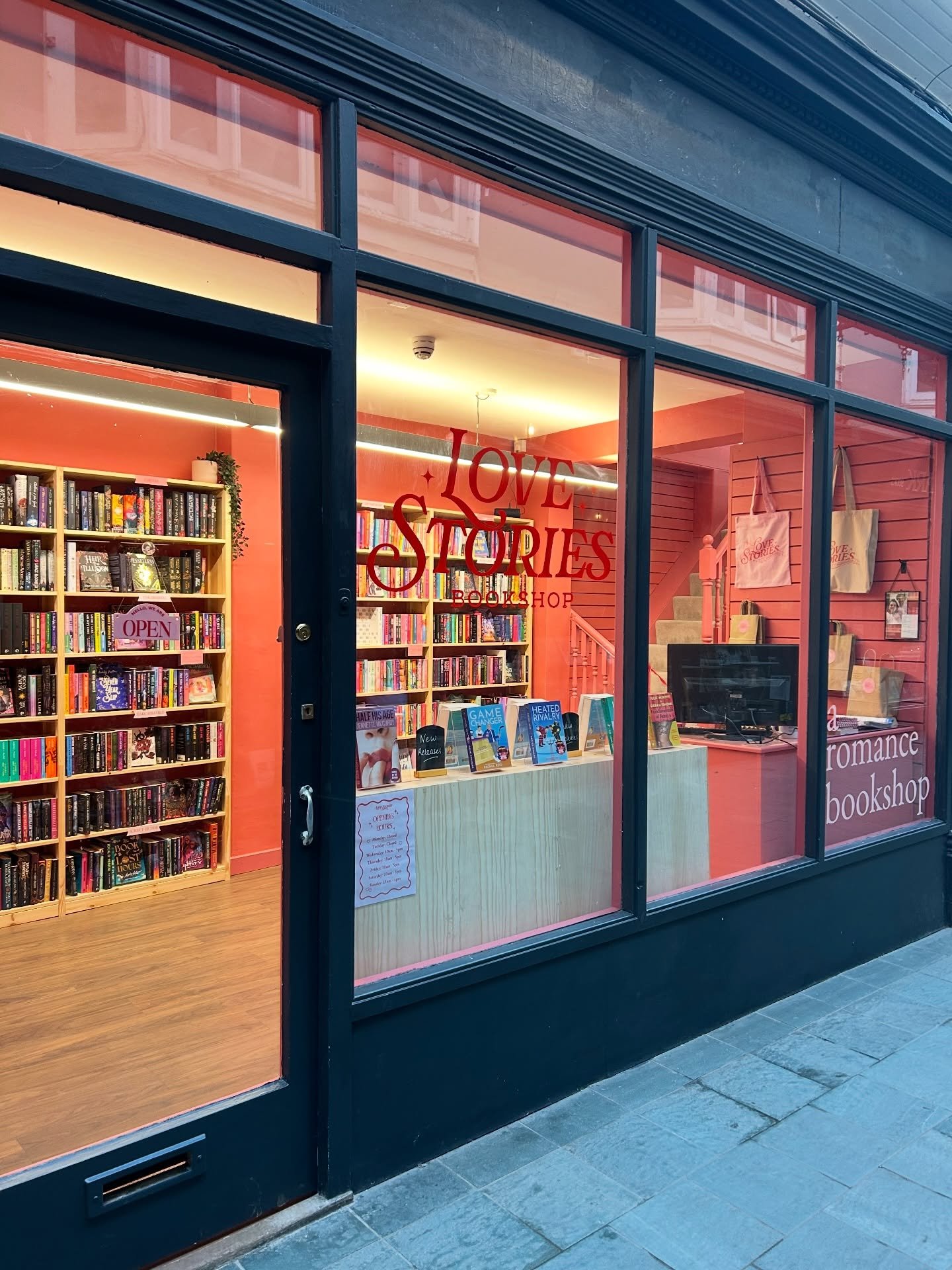 Dydd Santes Dwynwen Hapus! 🩷
Happy St Dwynwen&rsquo;s Day! ❤️

Today is Wales&rsquo;s day of love. What are you doing to celebrate? Aside from popping in to pick up your latest romance read, that is 😘