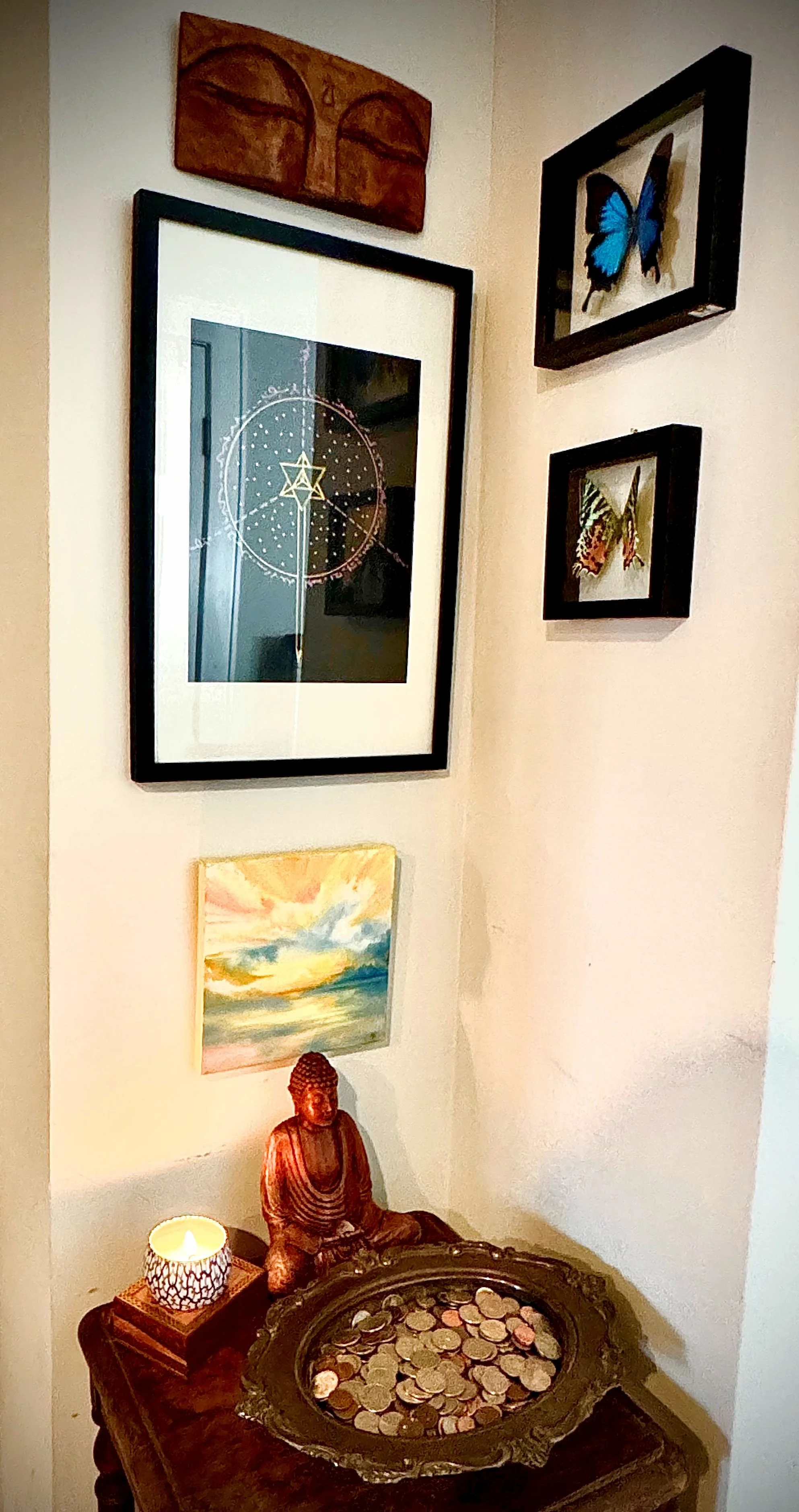 Drawing created during a TSI Transfigurative Soul Illumination session, reflecting the key or keys revealed through embodied oracular work.