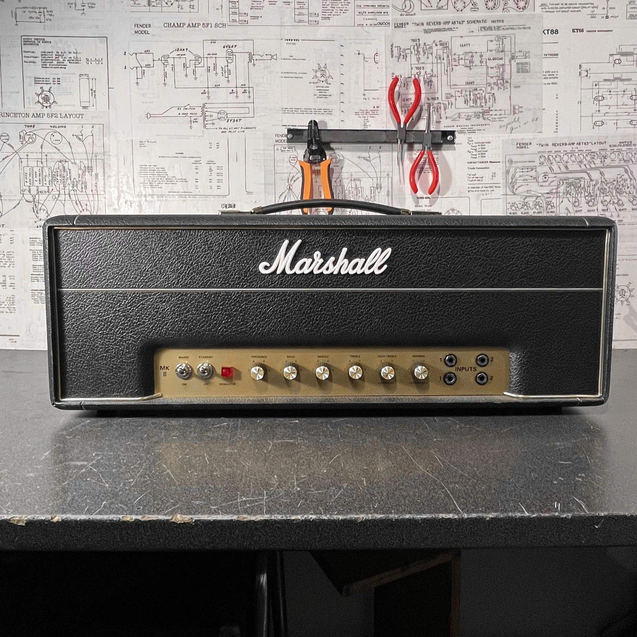 Réparation d’un Marshall 1987 avec panne récalcitrante sur le préampli