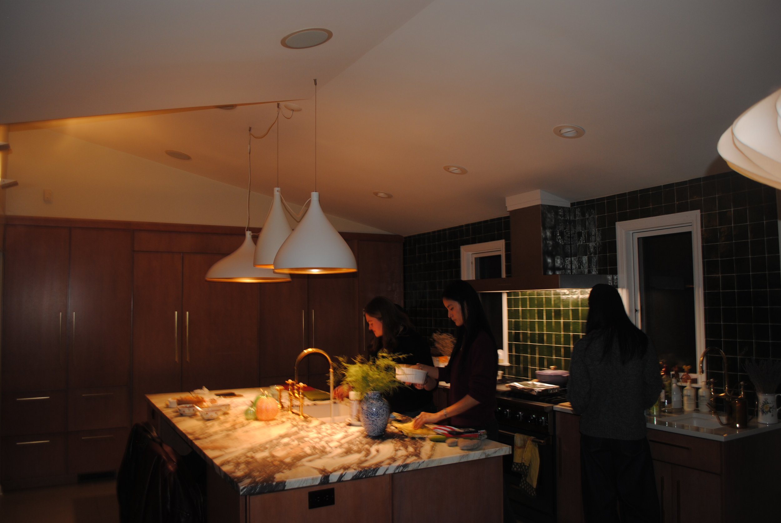 CONNECTICUT KITCHEN