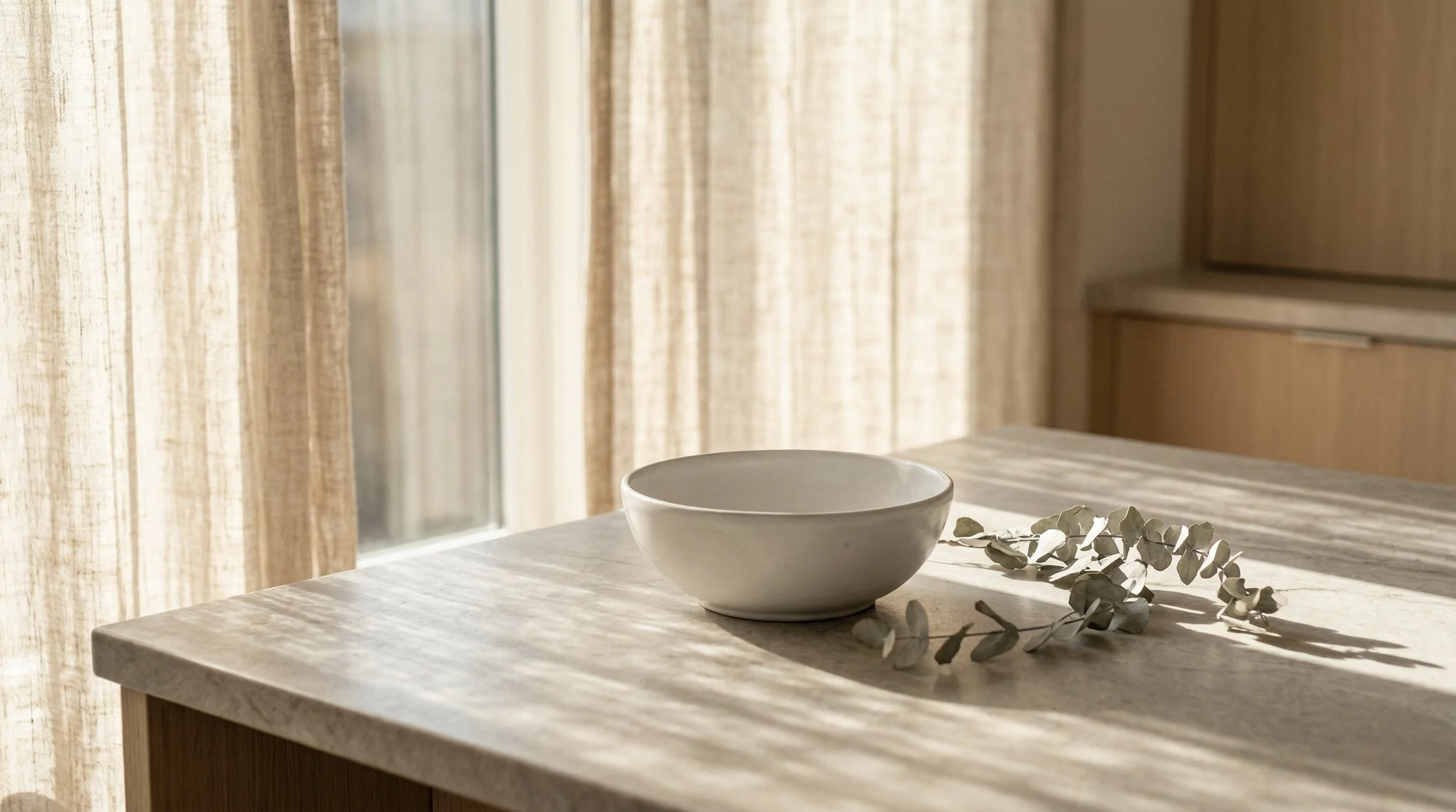 Environmental Triggers for Binge Eating (And How to Change Them)