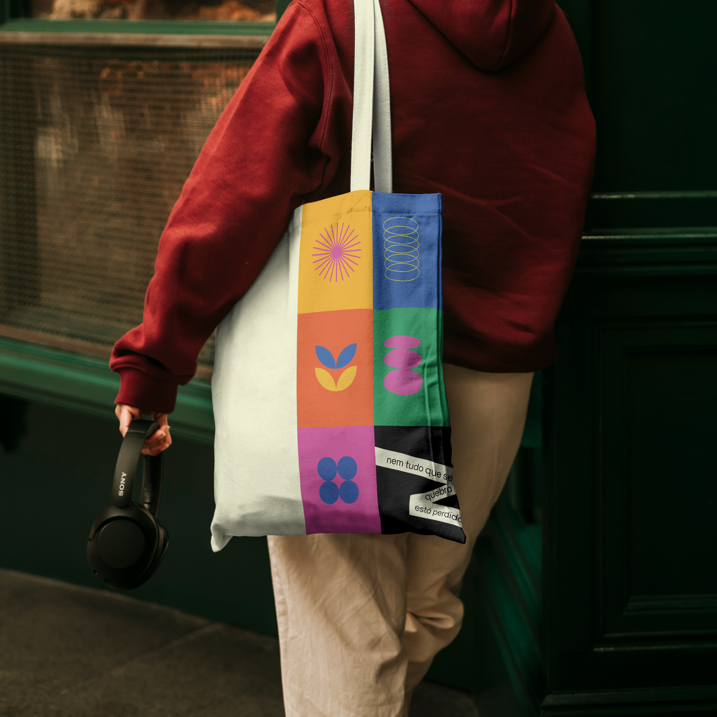 shoulder held tote bag mockup.png