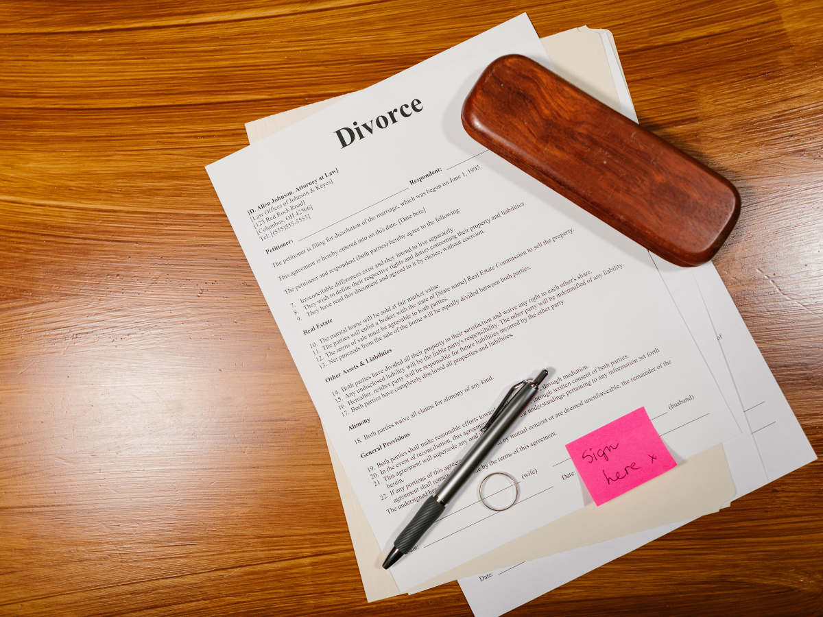 Served With Divorce Papers in Texas? Know Your Deadlines Before It Is Too Late