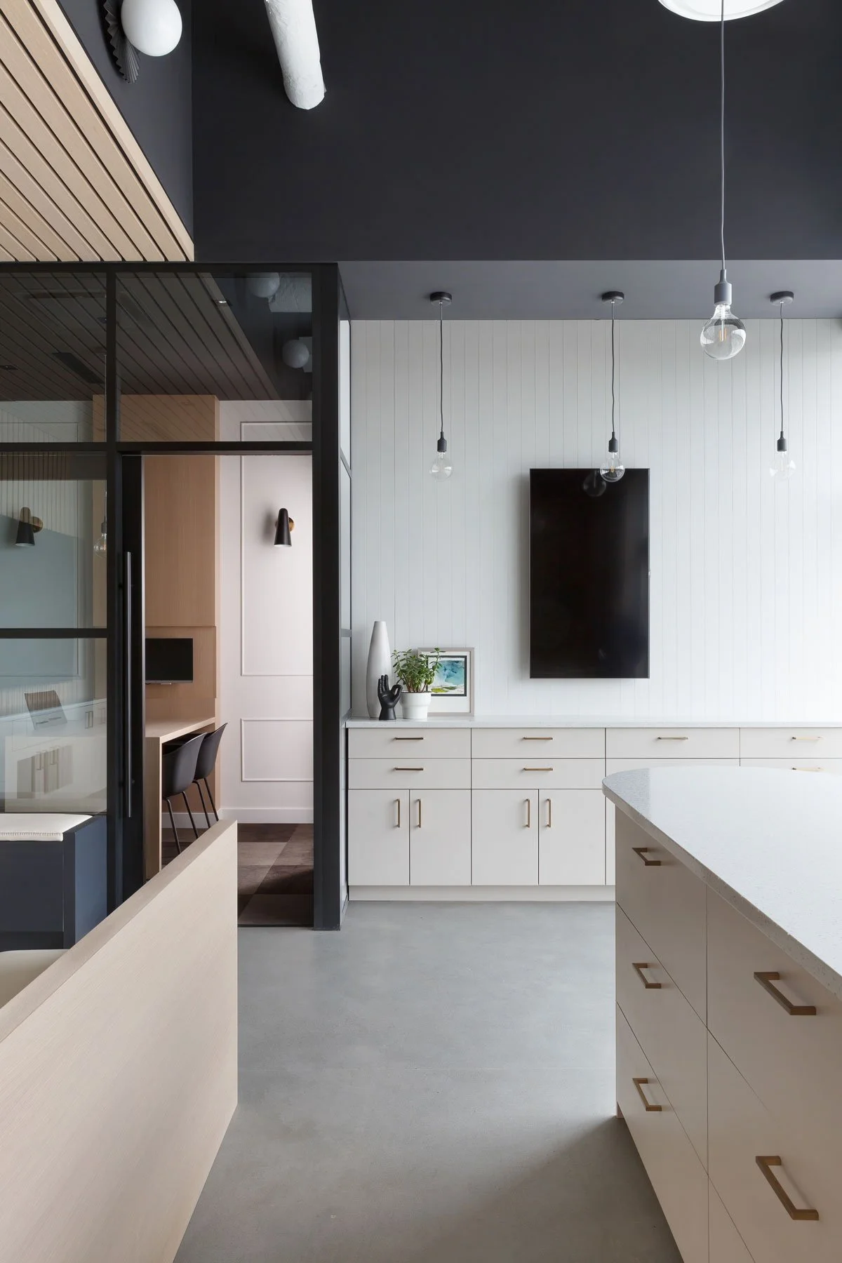 East Hills Crossing Showroom
