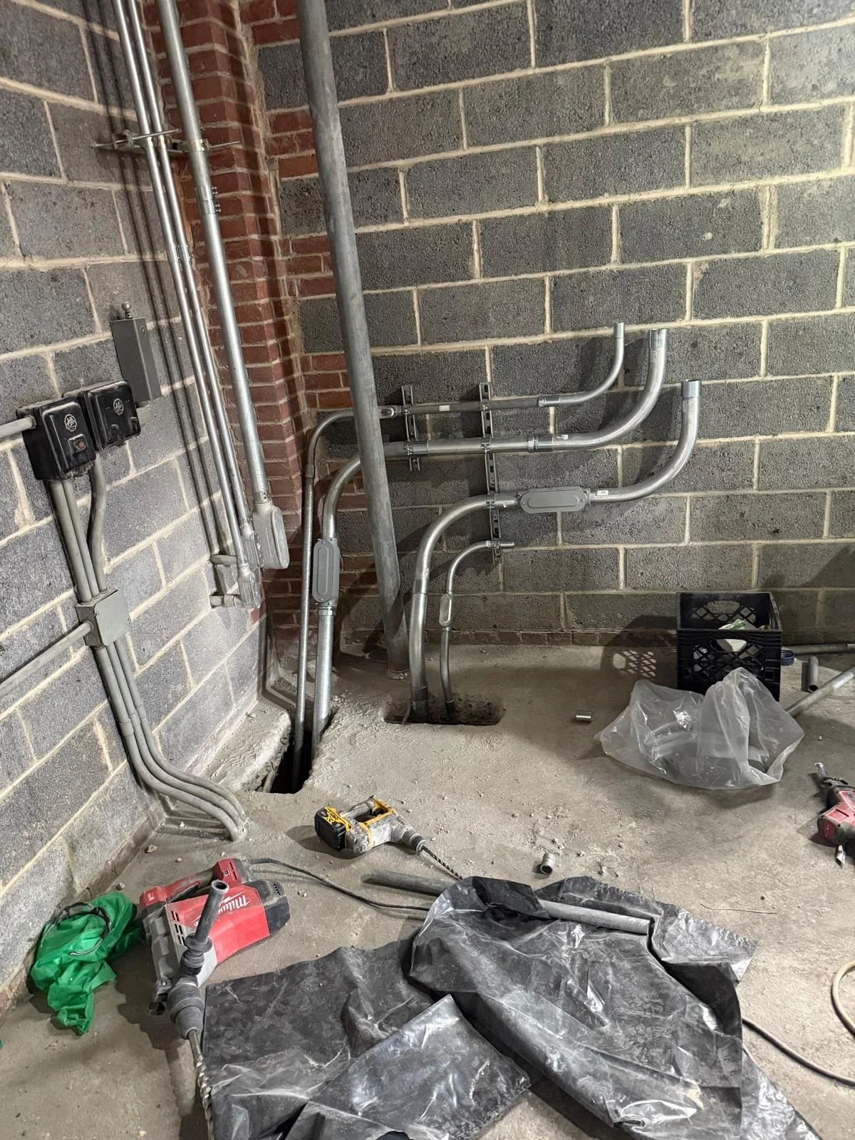 Expert Conduit installer