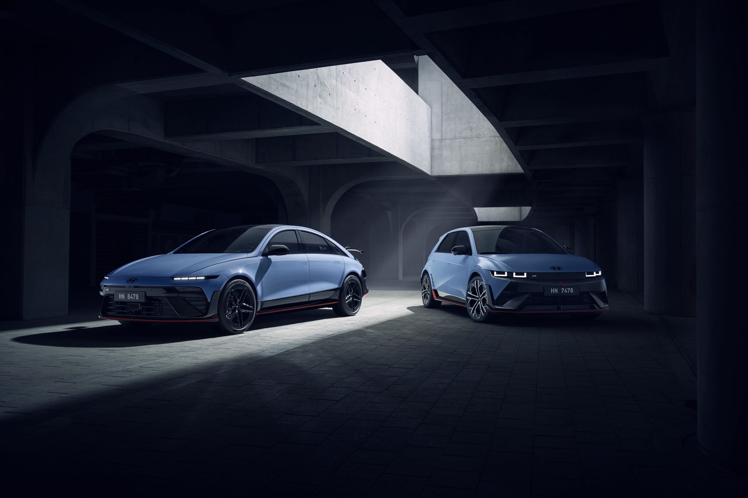 02_IONIQ 6 N_Front Quarter.jpg