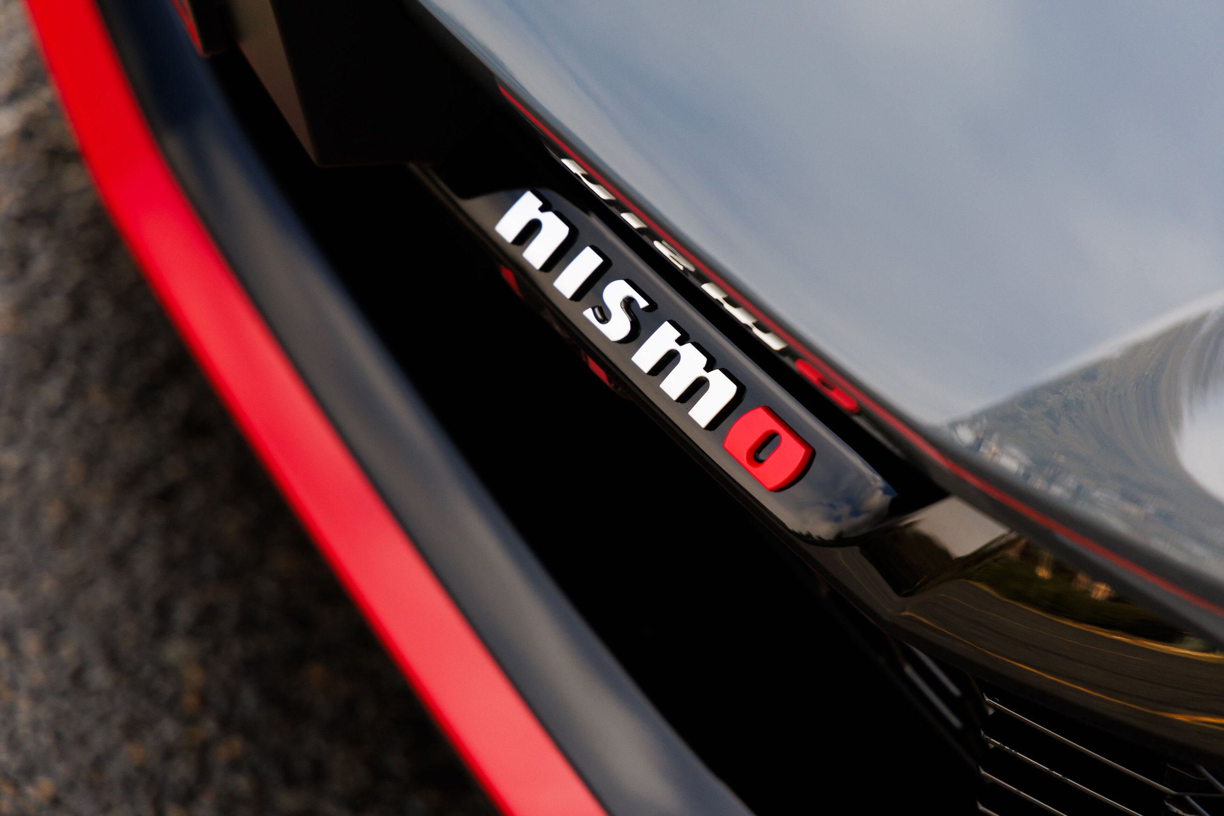 Taking_performance_to_new_heights__Nissan_Z_NISMO_unleashed_on_Lake_Mountain_with_the_iconic_flagship_now_available_for_order_through_Nissan_showrooms (4).jpg