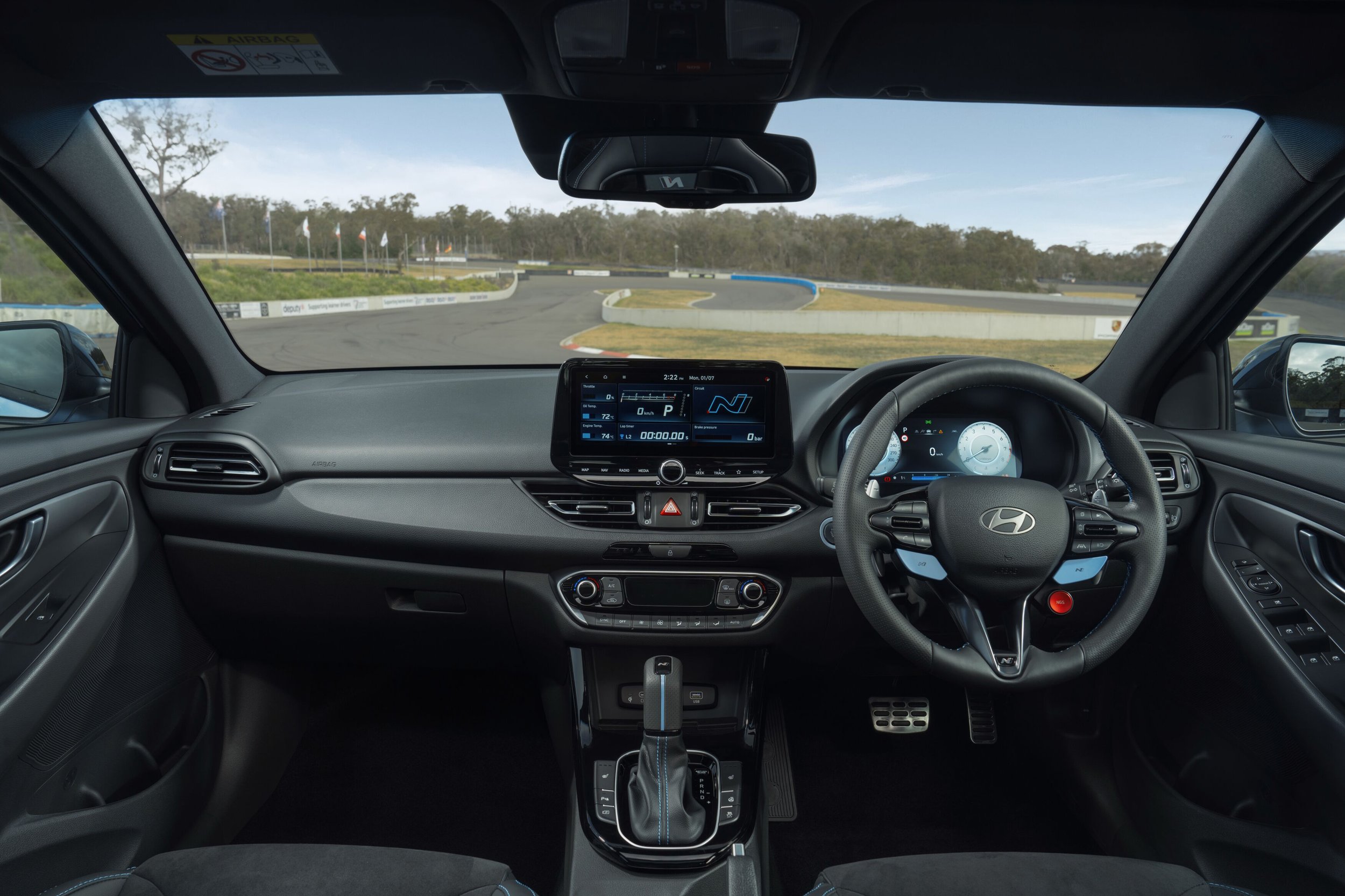 Introducing_the_Hyundai_2025_i30_N__new_safety_and_technology,_same_exhilarating_performance (5).jpg