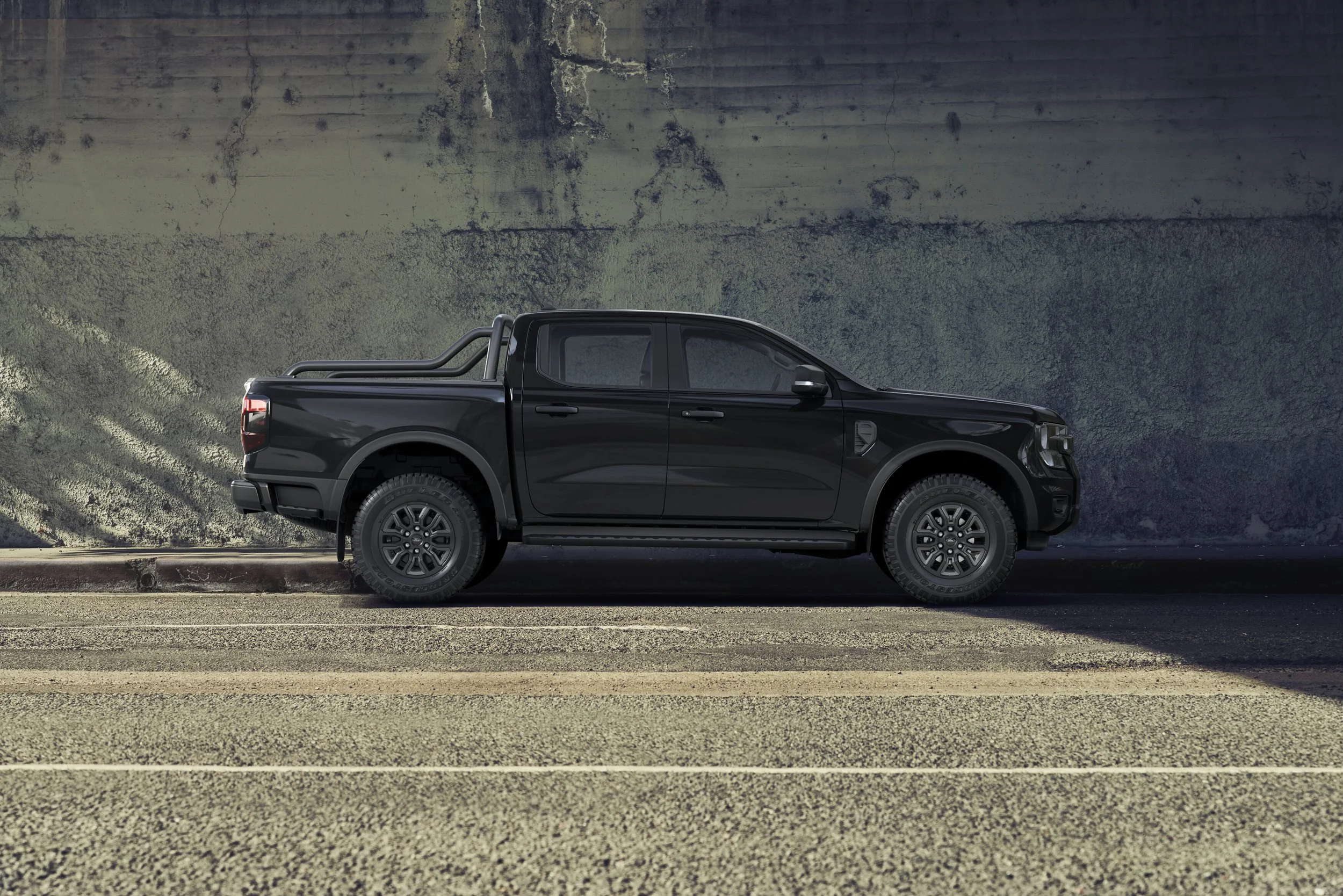 MY26 Ranger Black Edition Side Underpass - Black.jpg
