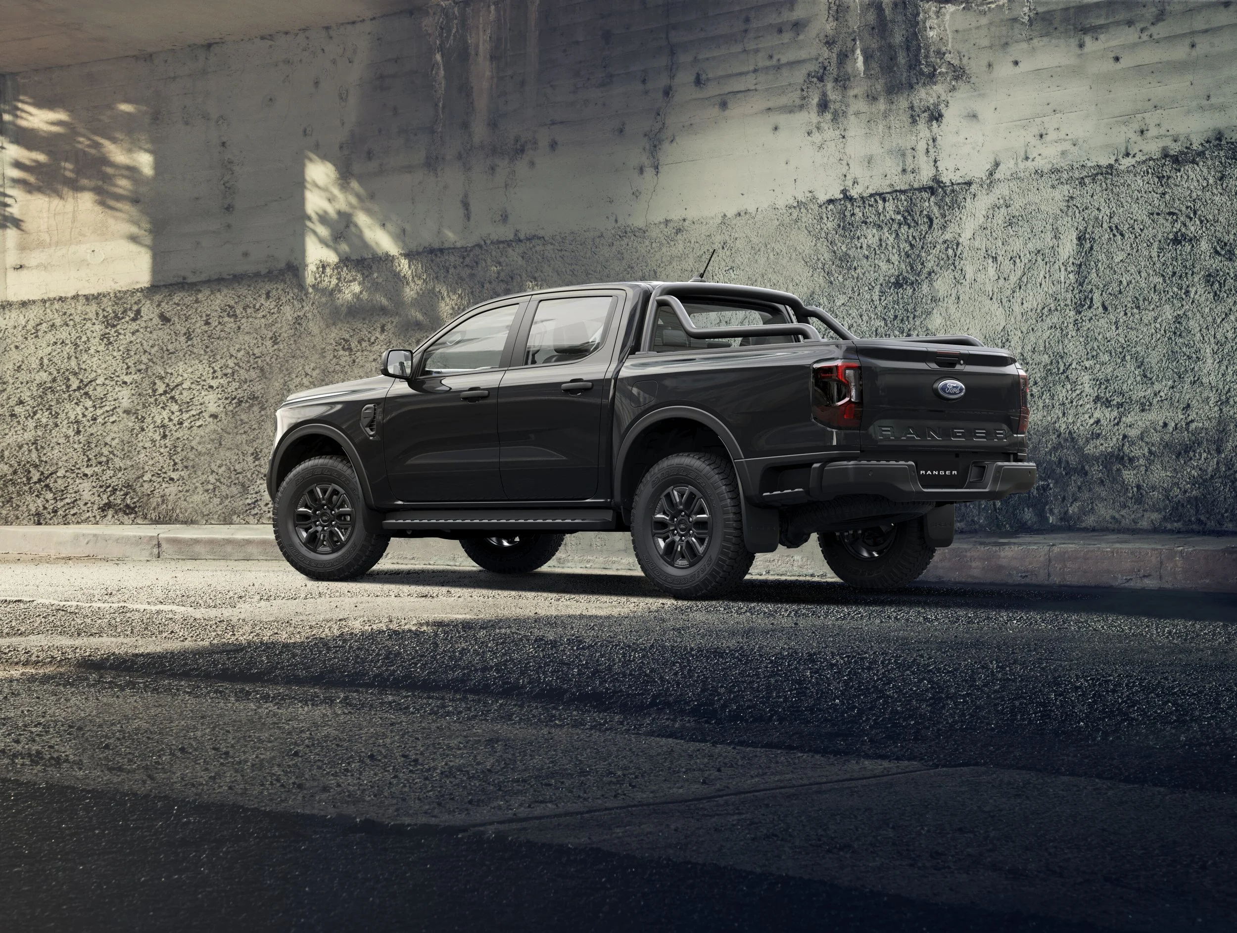 MY26 Ranger Black Edition Rear Underpass - Black.jpg