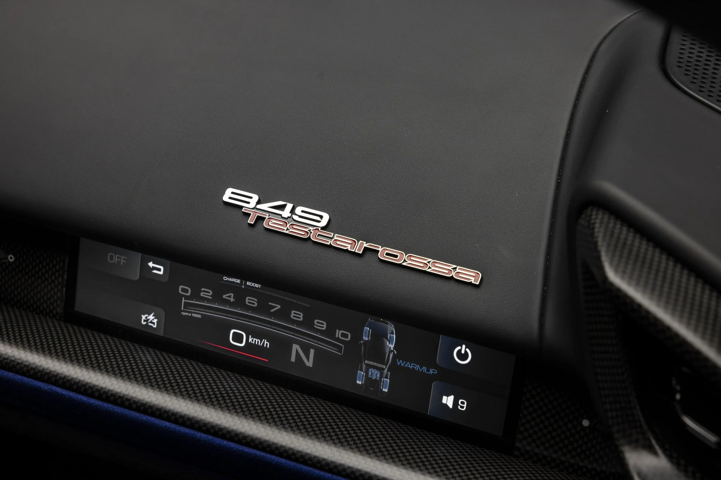 849_Testarossa_media_int_04.jpg