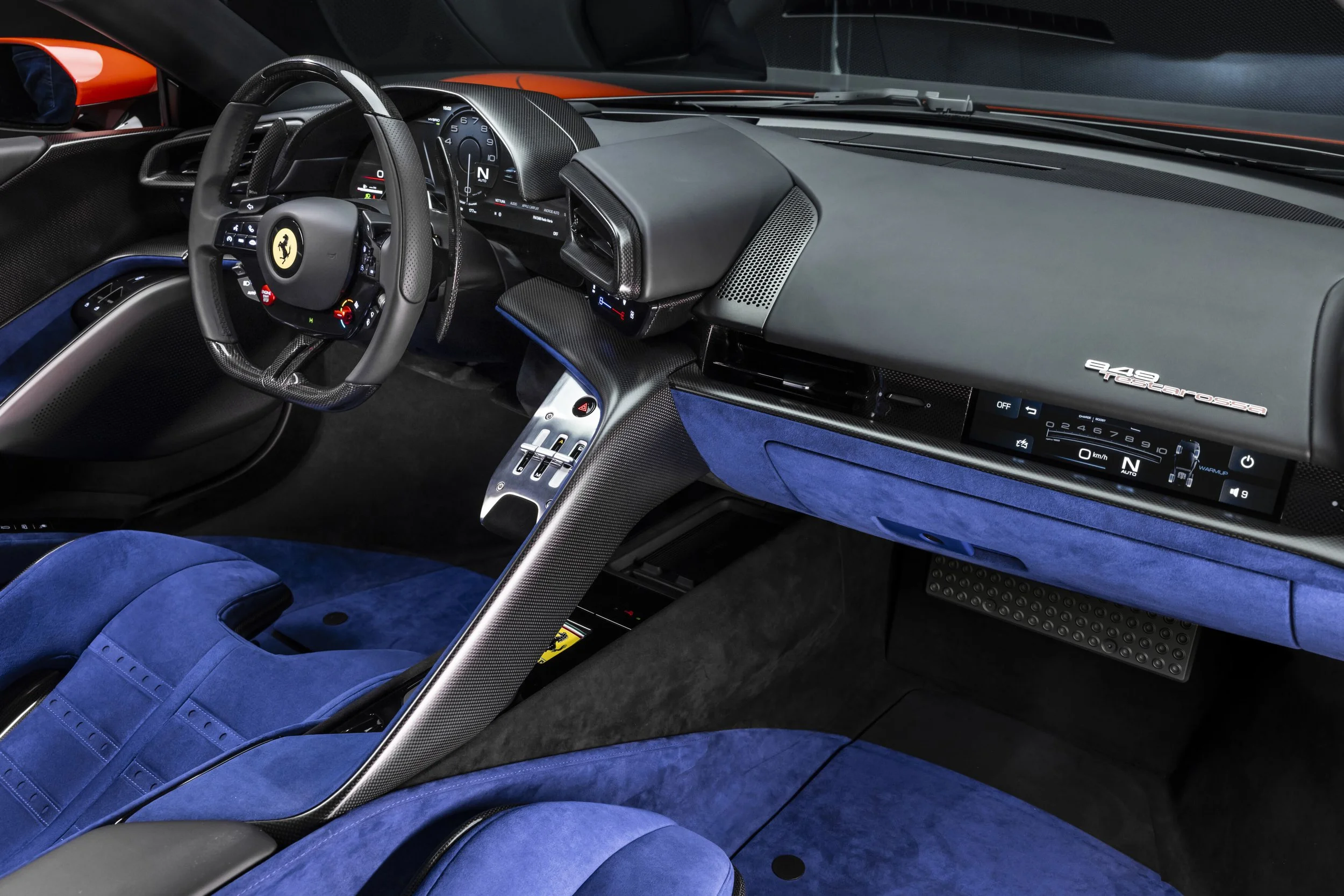 849_Testarossa_media_int_02.jpg