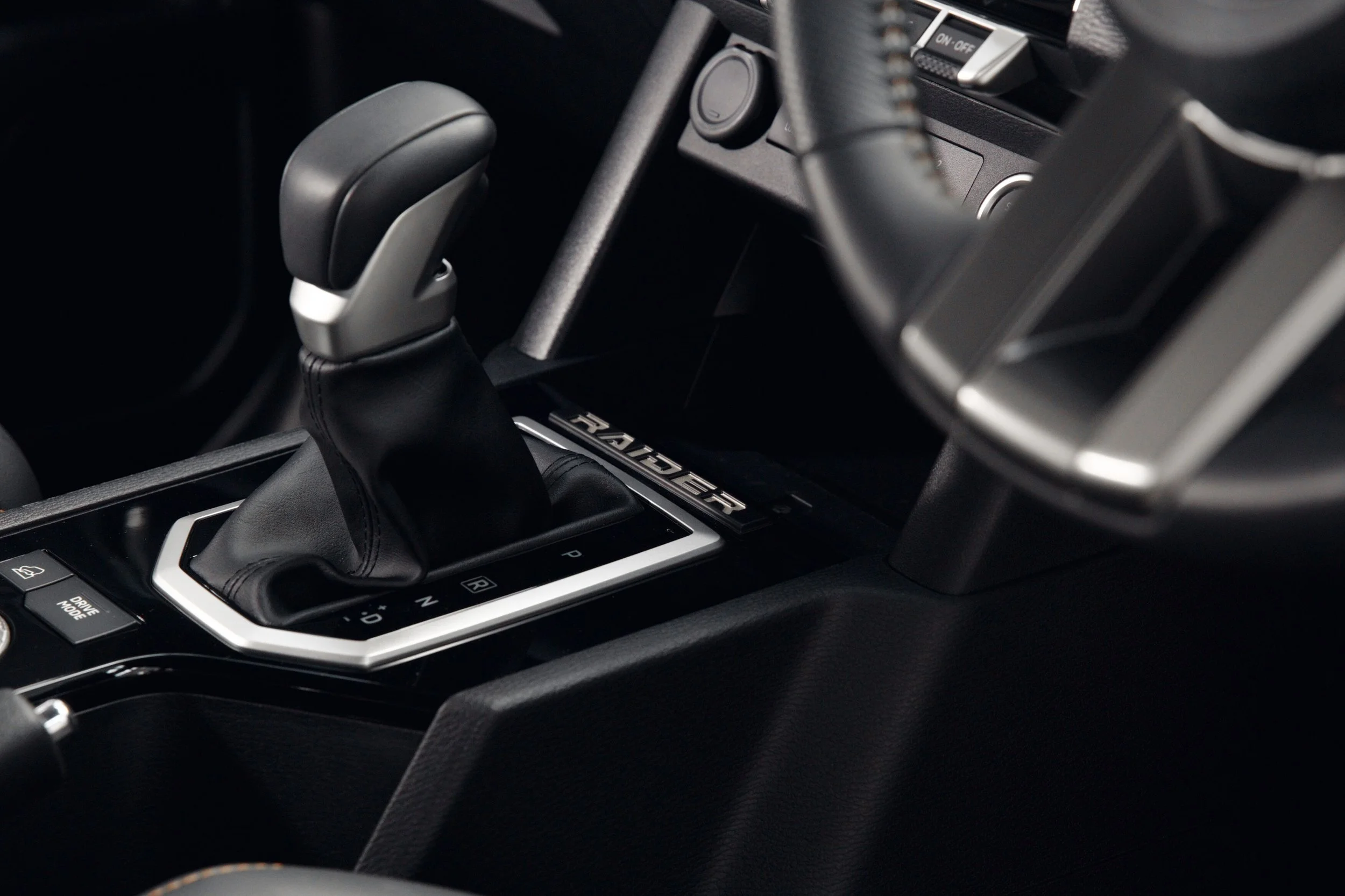 MY26-Mitsubishi-Triton-Raider-Preview-31.jpg