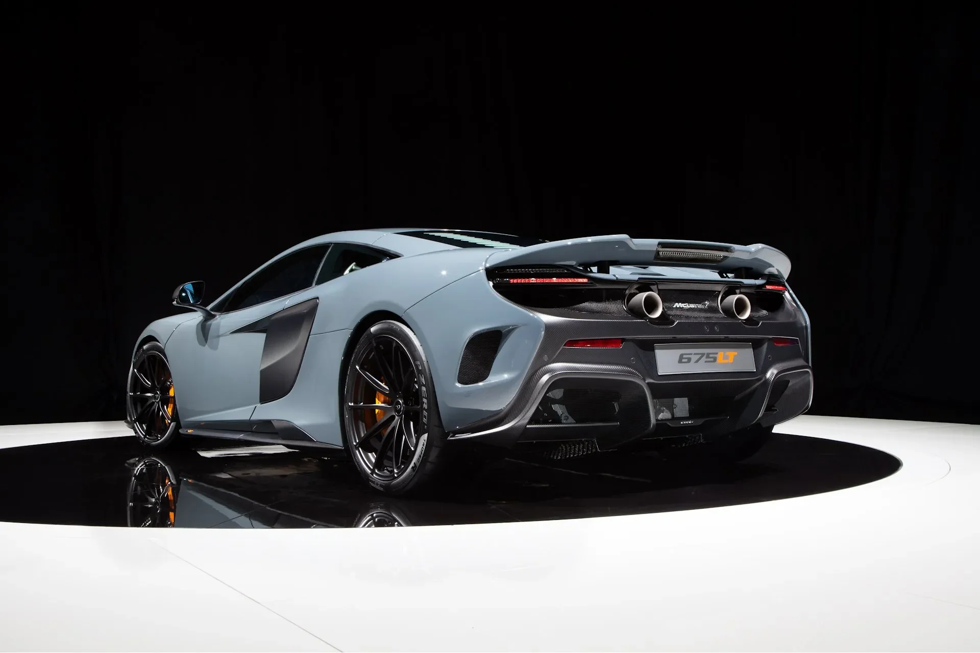 McLaren 675LT - Longtail. Lightweight. Lunacy.