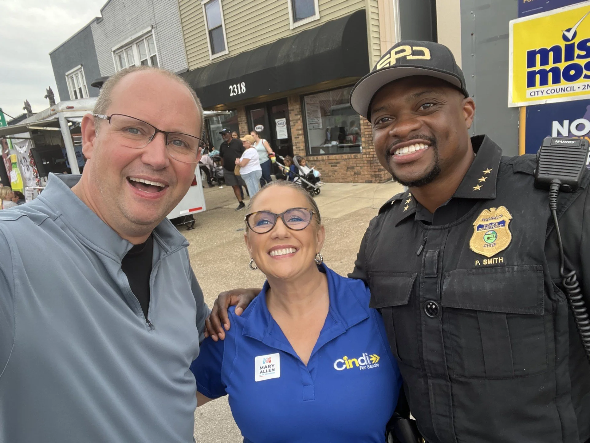 Cindi proudly supports law enforcement. Sheriff Noah Robinson and EPD Chief Phil Smith share a smile at the fall festival.