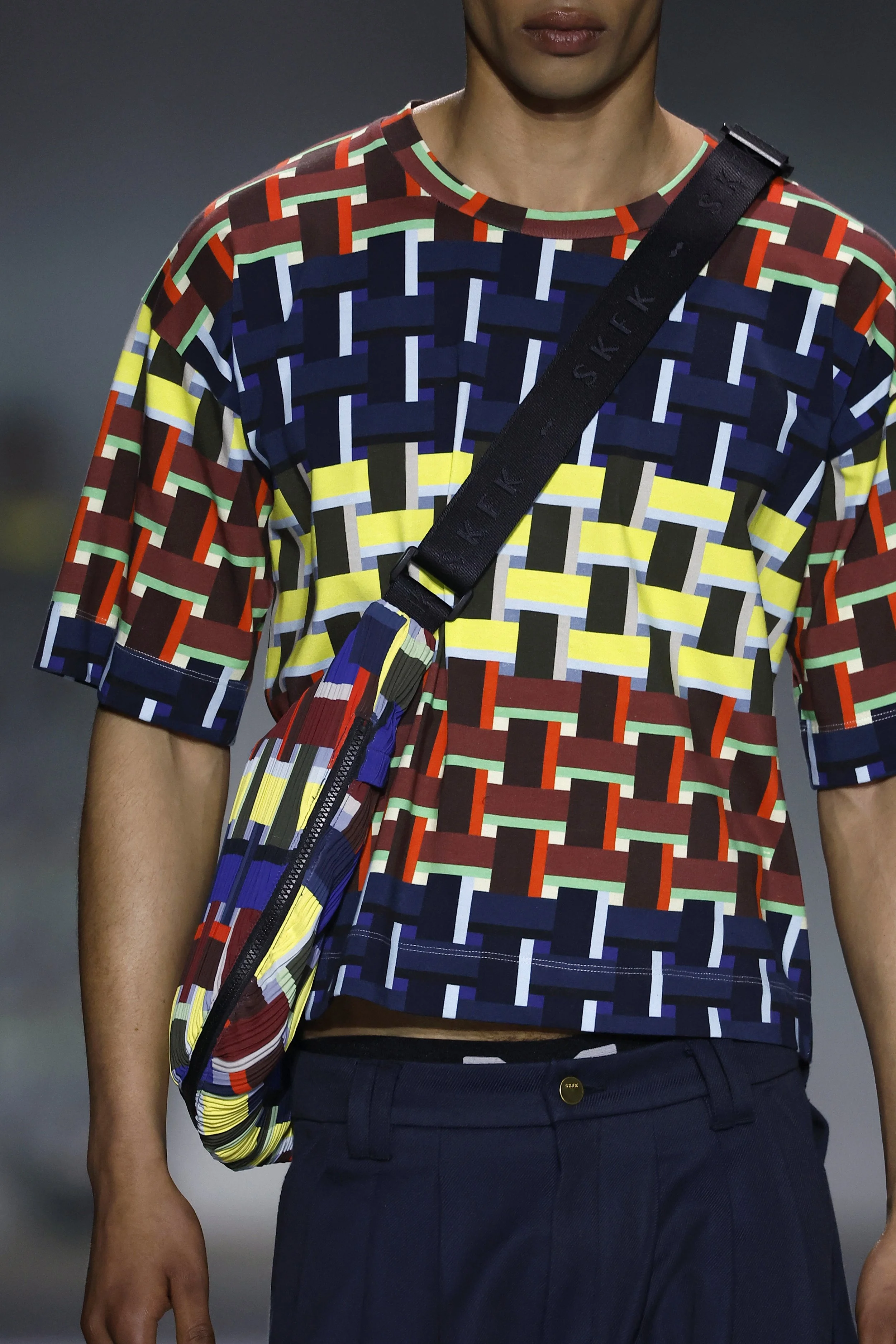 080_37_look_SKFK 110110.JPG