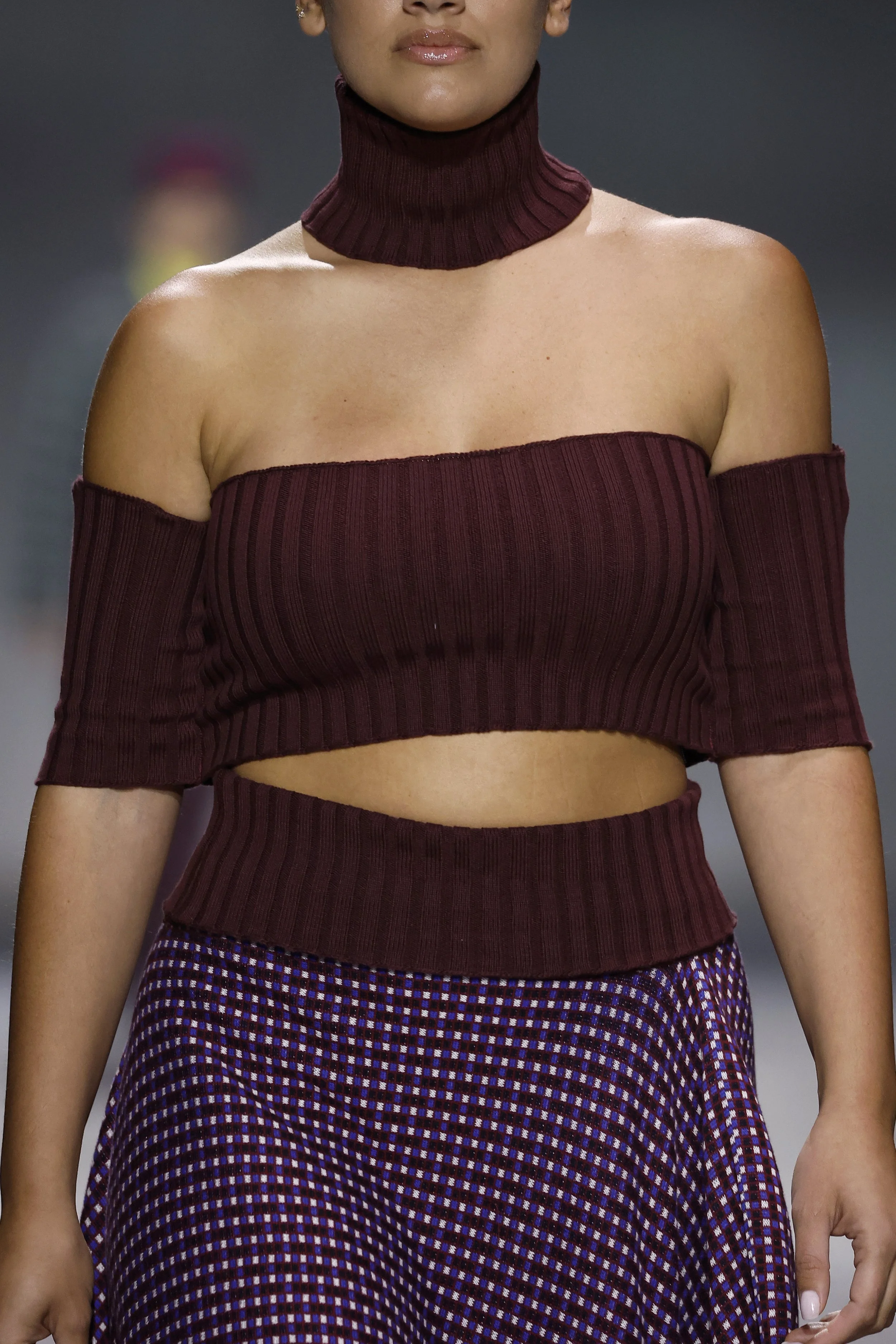 080_37_look_SKFK 111004.JPG