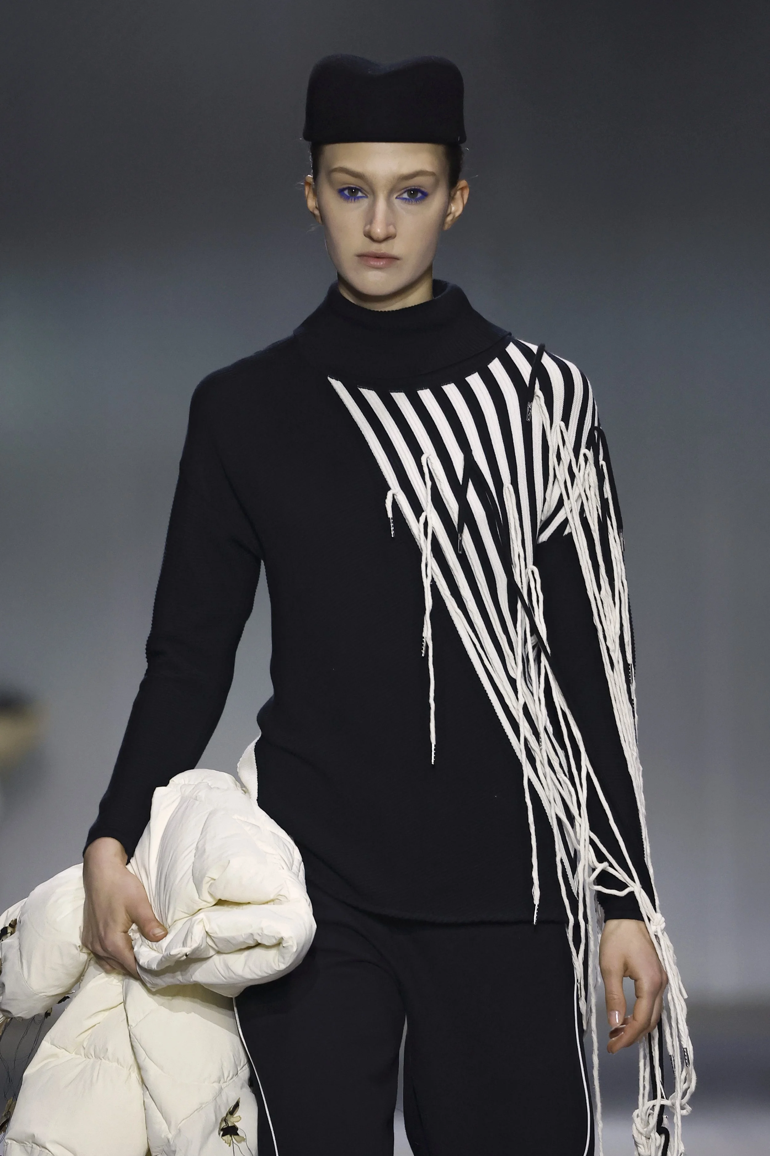 080_37_look_SKFK 111526.JPG