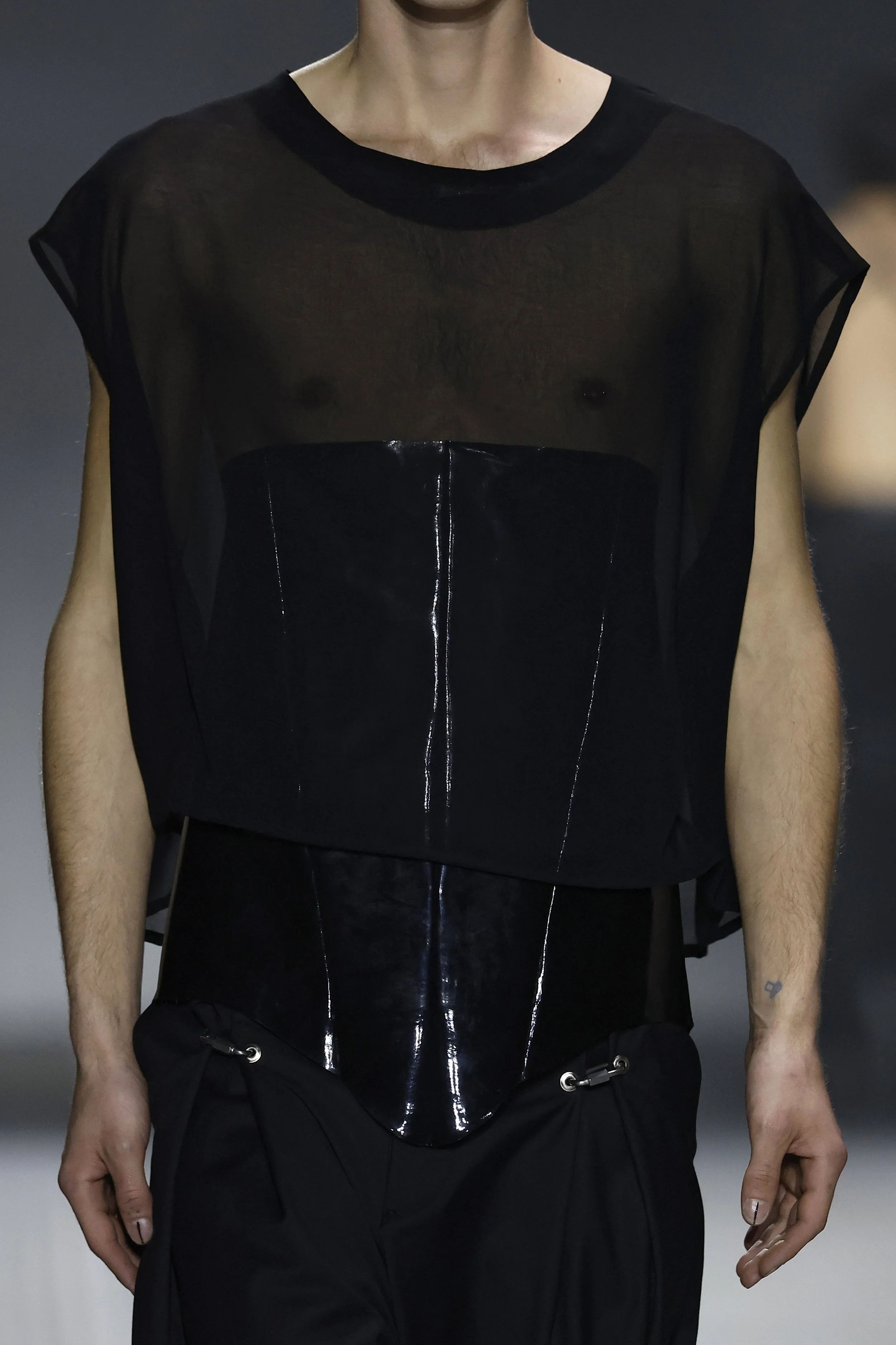 080_37_look_Enaut 110456.JPG