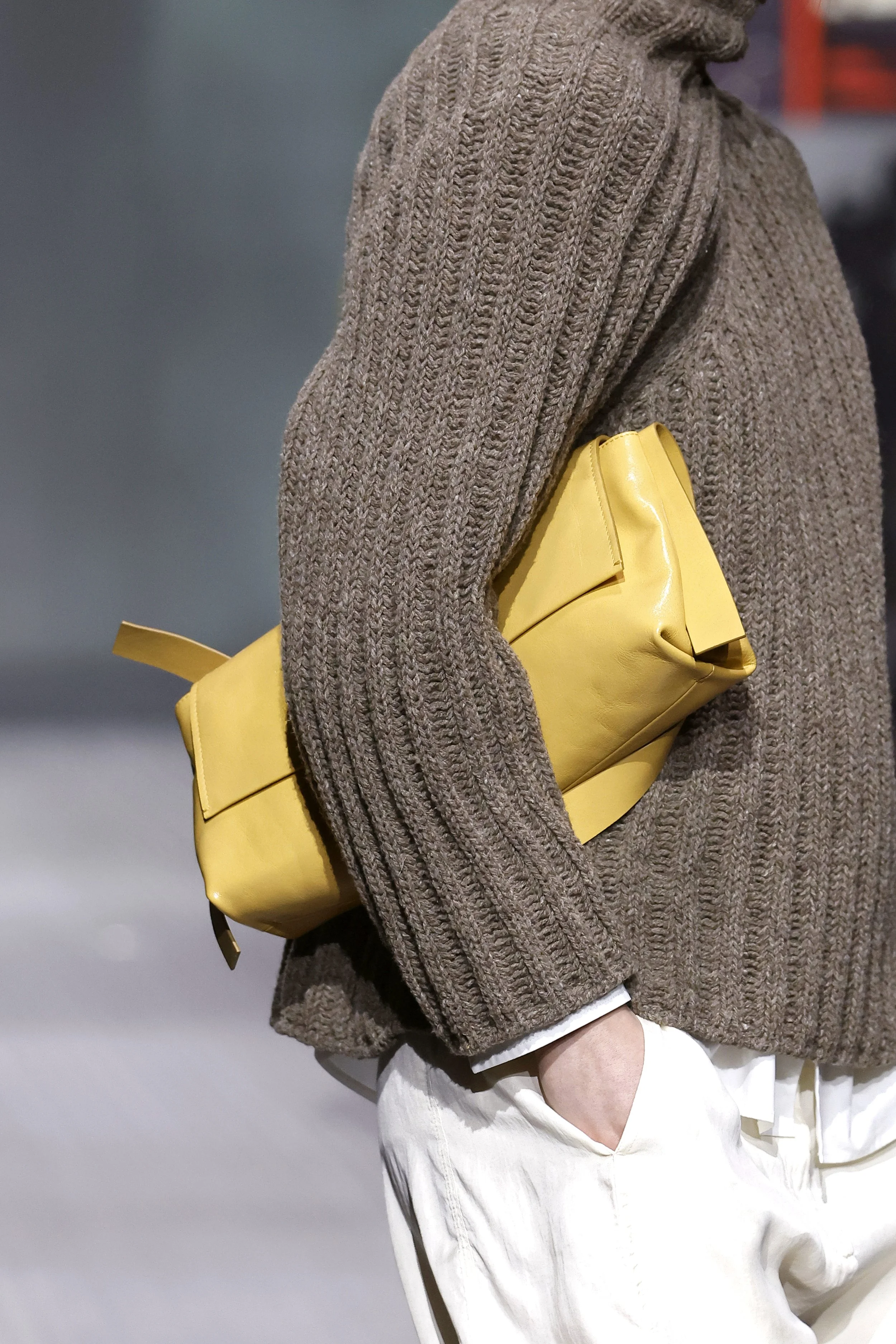 080_37_LOOK_ADominguez 110404.JPG