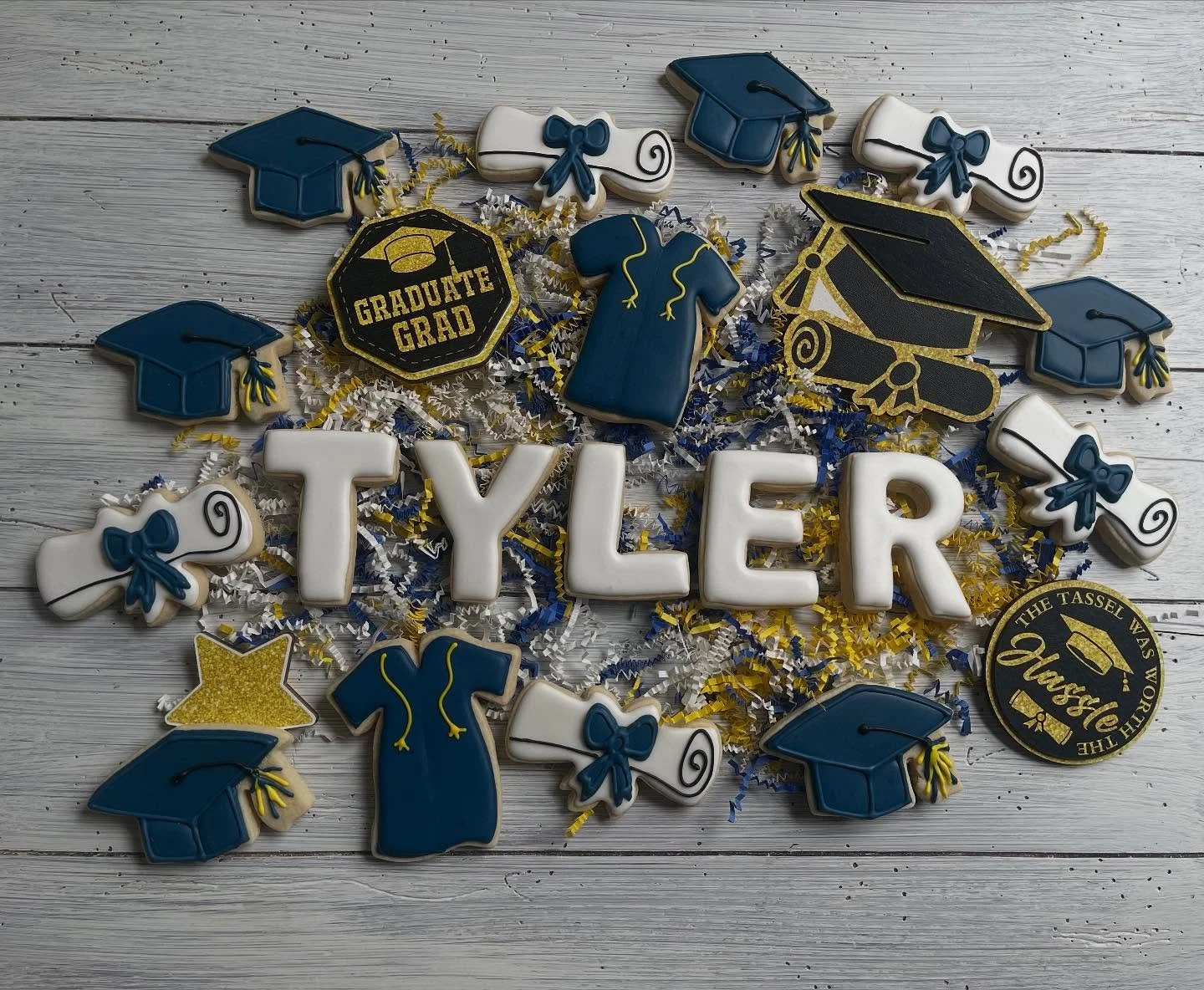 #thecookiecrew #cookiecrew #cookiecrewnj #graduationcookies