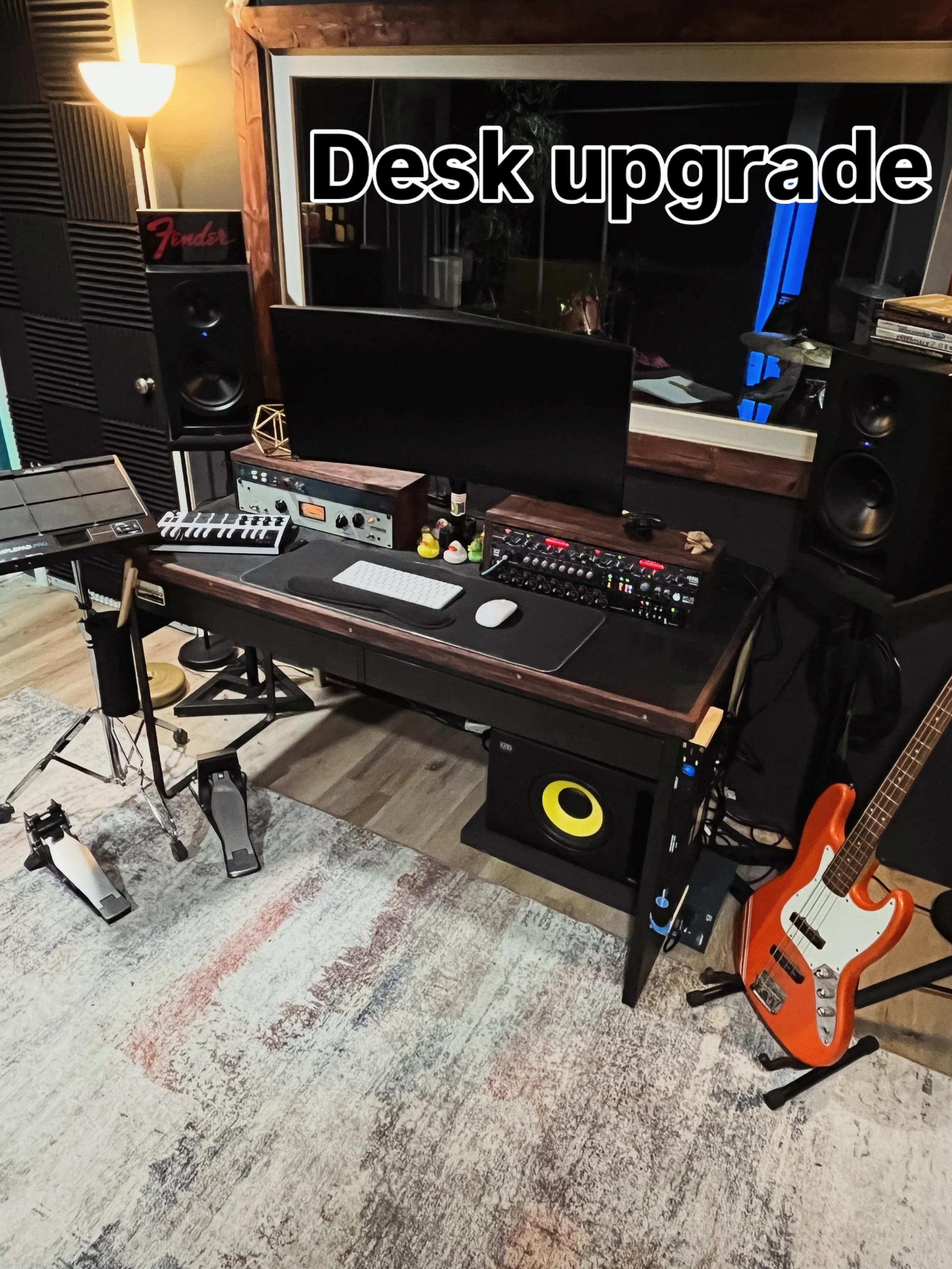 I&rsquo;ve finally upgraded the studio desk at Del Russo Drum Studio to something more ergonomic! This new setup not only looks sleek but also enhances my workflow, allowing me to create and produce music more efficiently. Can&rsquo;t wait to dive in