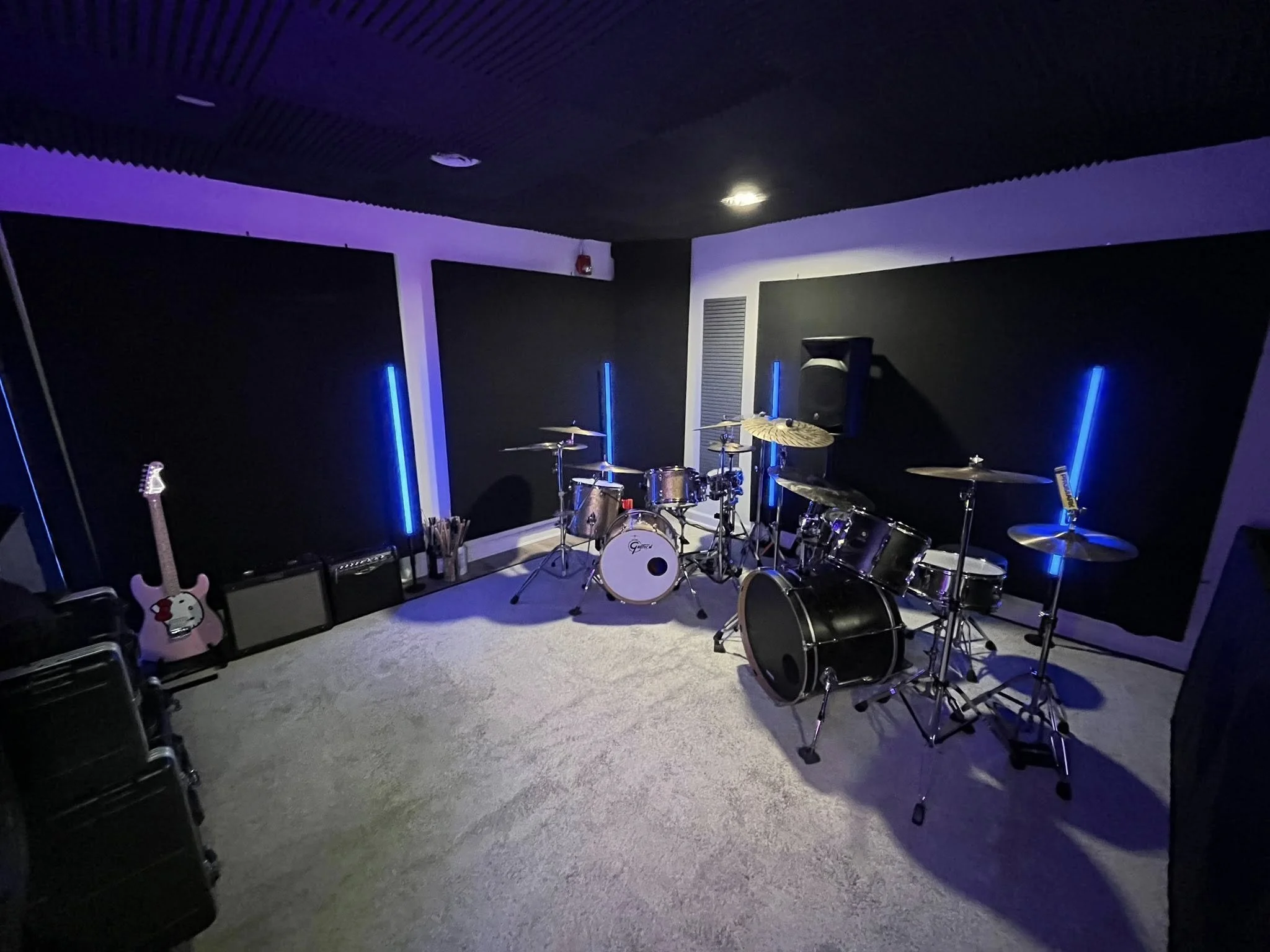 Tracking & Lesson Room