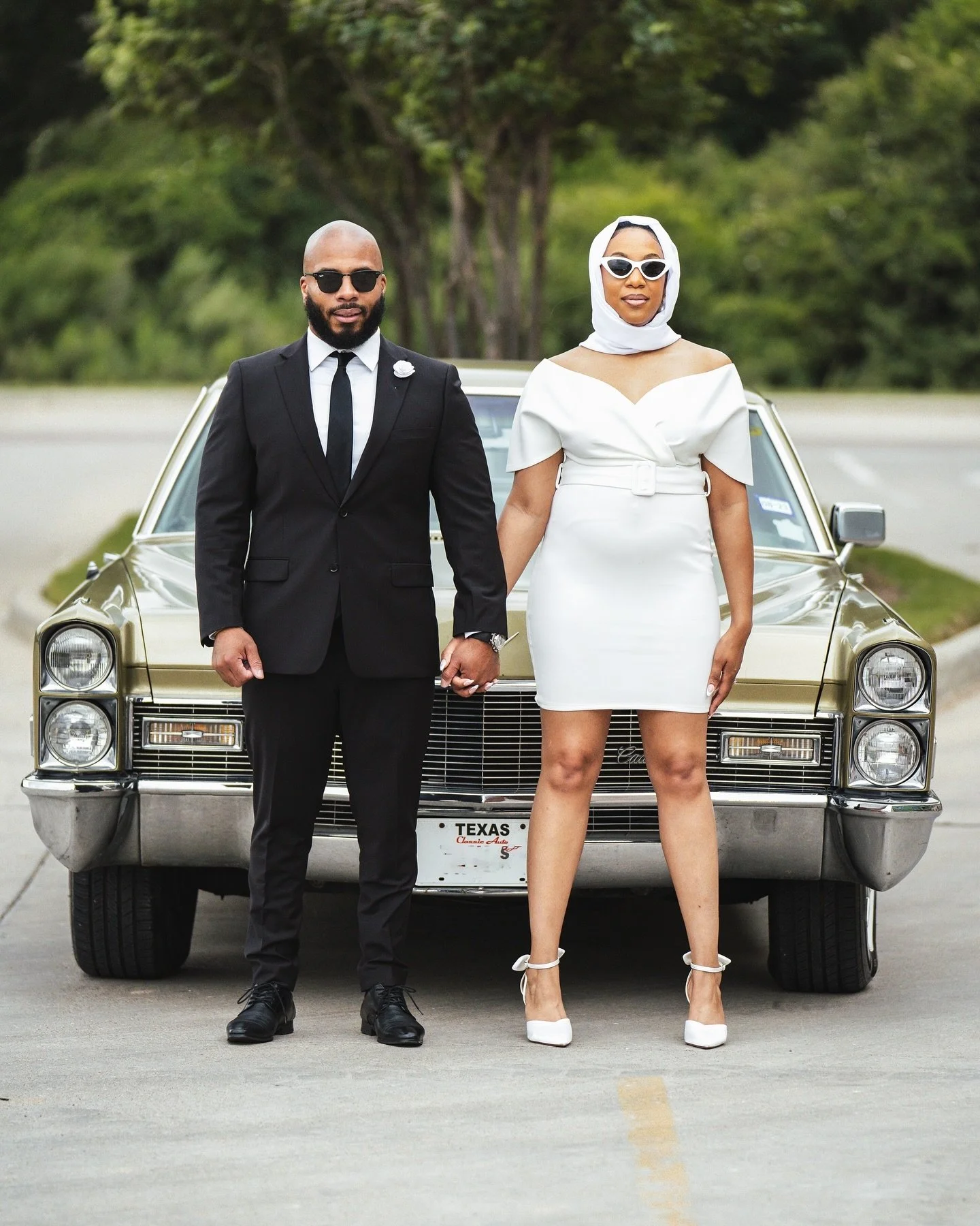 On the run or ride along, as long as you&rsquo;re together&hellip; 

📸 Sony A7Riv 
Sony 70-200 2.8 GM Gen 1 

#houston #houstonphotographer #houstonphotography #engagementphotos #houstonengagementphotographer #ontherun #couplesphotography #carphotog