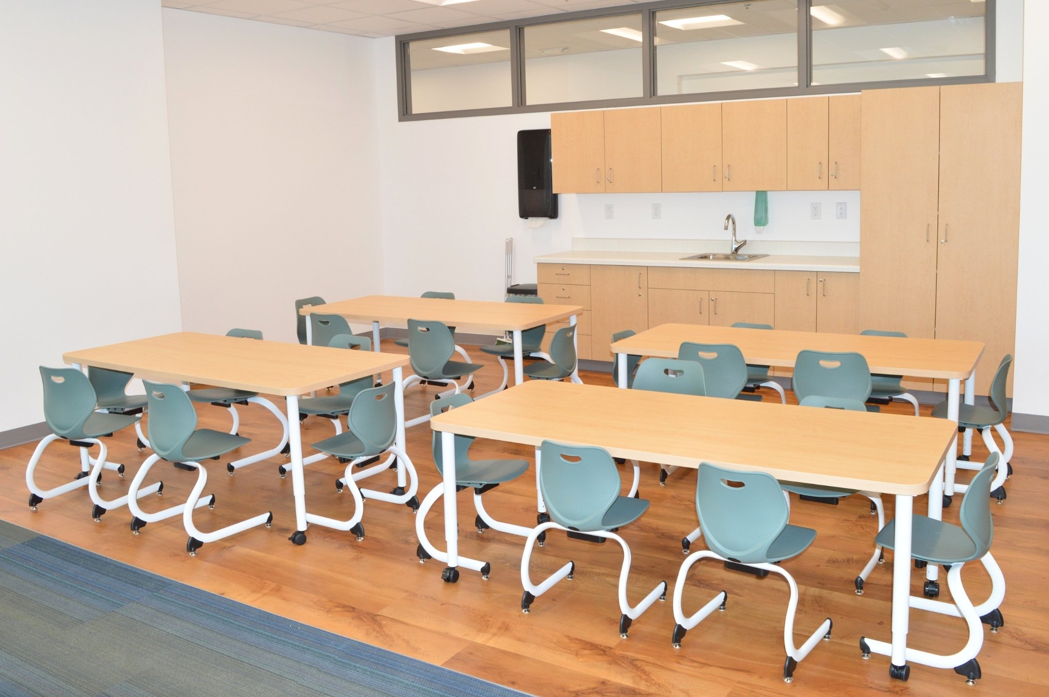 Ribbon Cutting (6).jpg