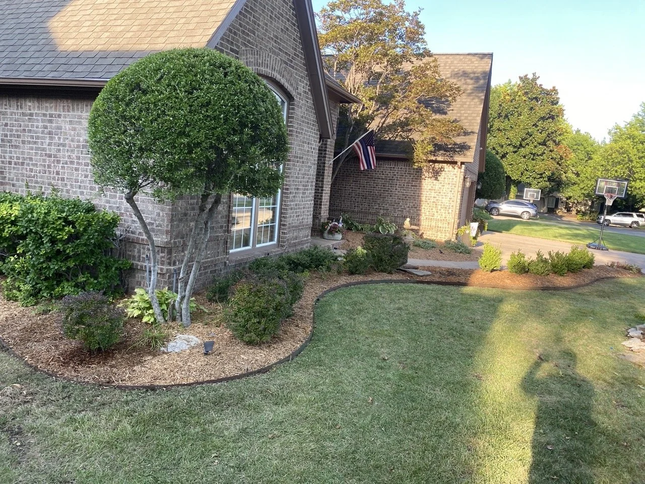 Tulsa Landscaped Lawn.jpeg