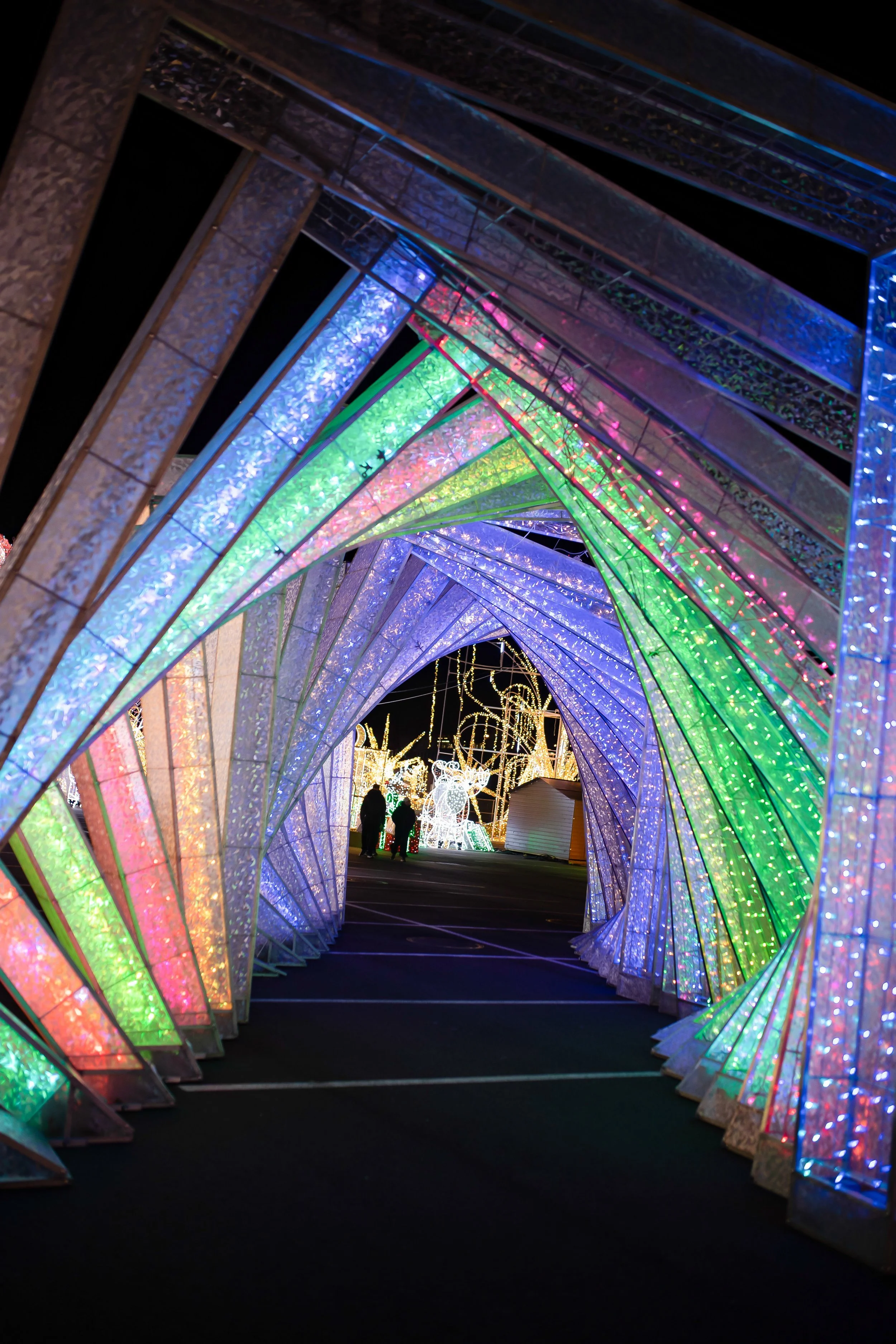 kinetic installations for social sharing