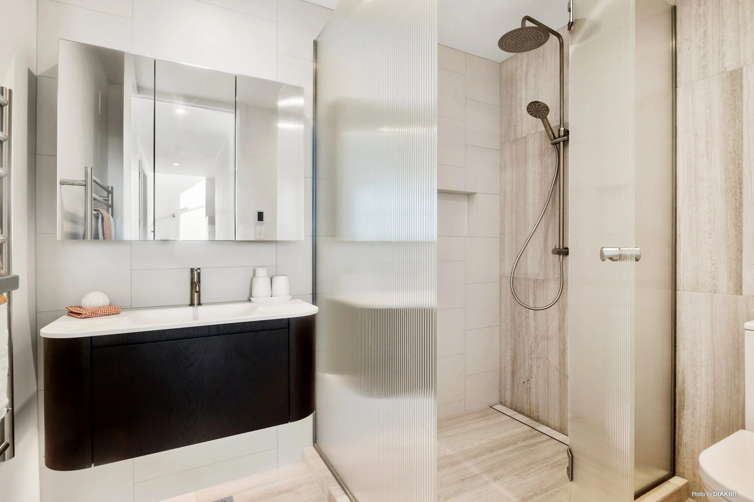 38B+bathroom+Jul25.jpg