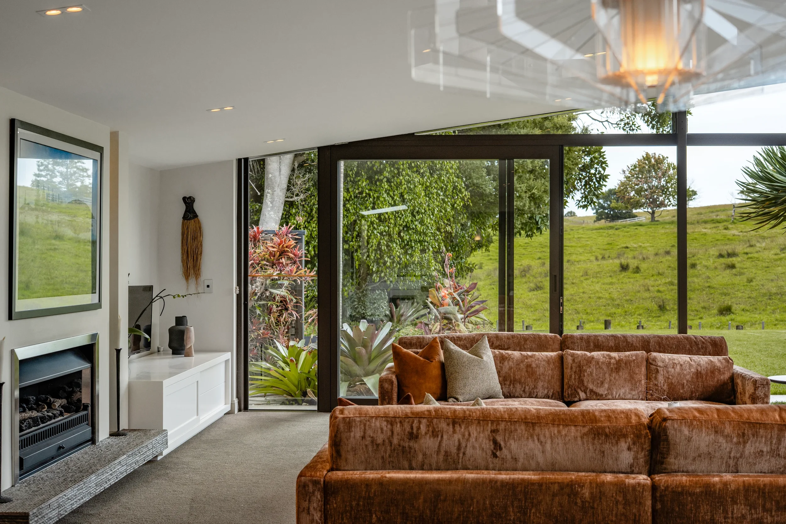 PARTIAL STAGING VS FULL STAGING: WHAT’S RIGHT FOR YOU?