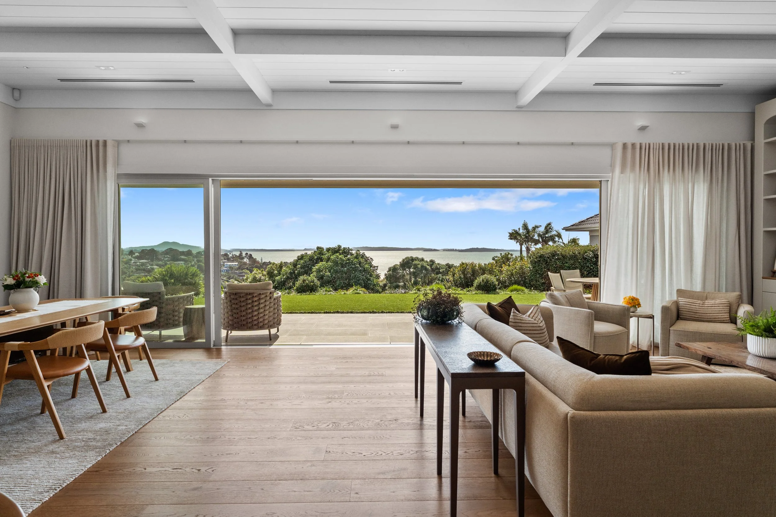 COMMON INTERIOR DESIGN MISTAKES (And What to Do Instead)