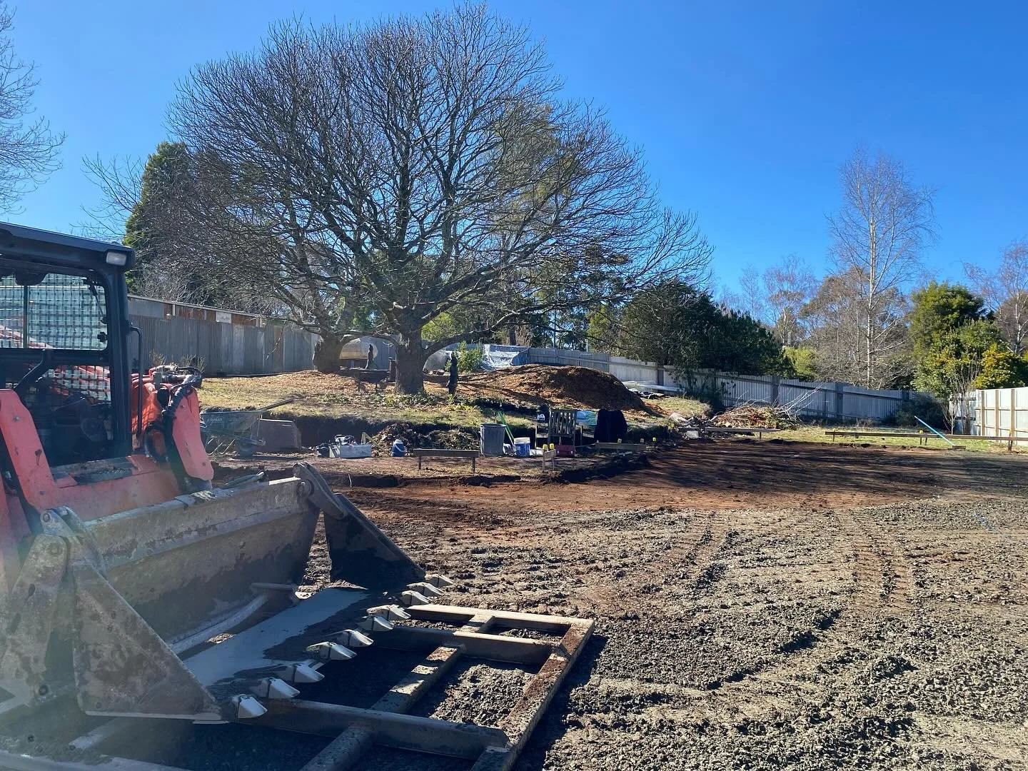 Exciting to be utilising #cupolex on this new house slab project in beautiful Lyonville.  Cupolex dome void formers offer a very clever alternative to the polystyrene Waffle Pod system that is used throughout the domestic concrete industry. You&rsquo