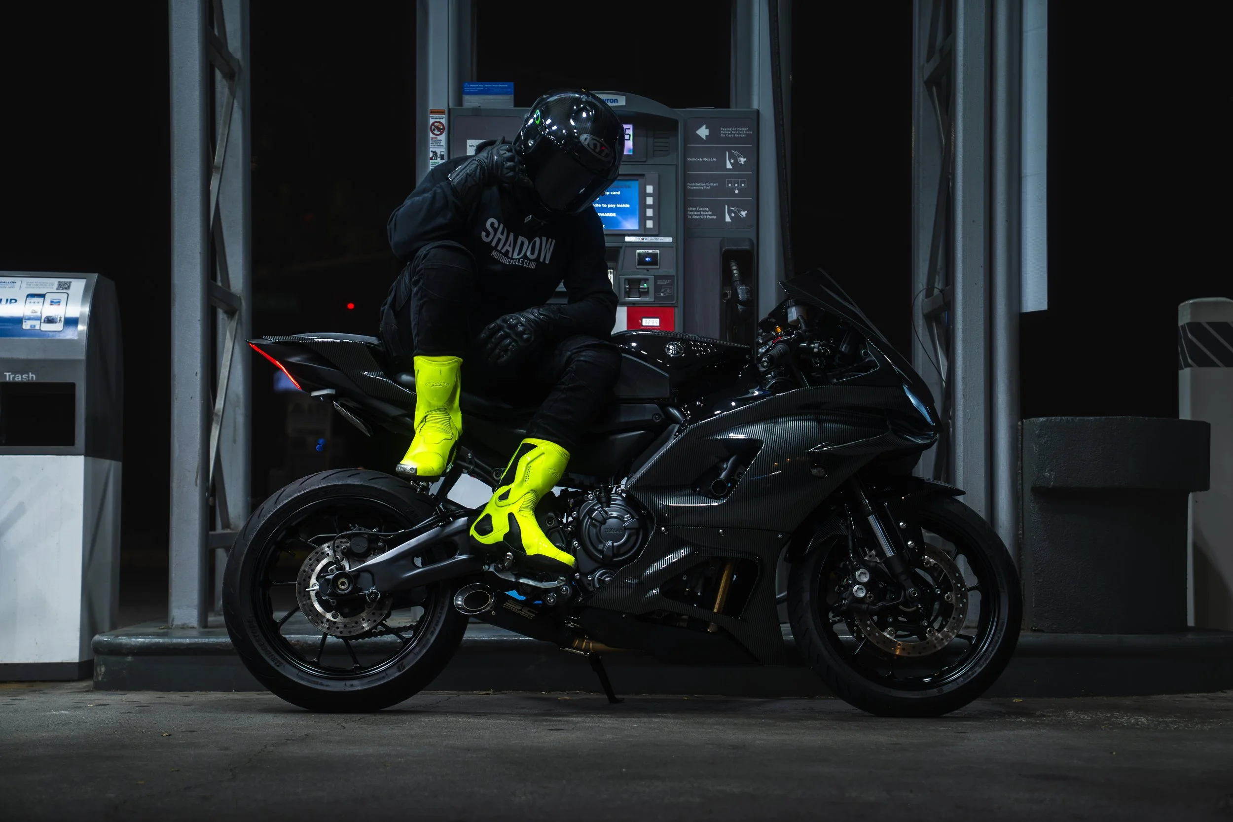 Precision Auto Photography That Moves