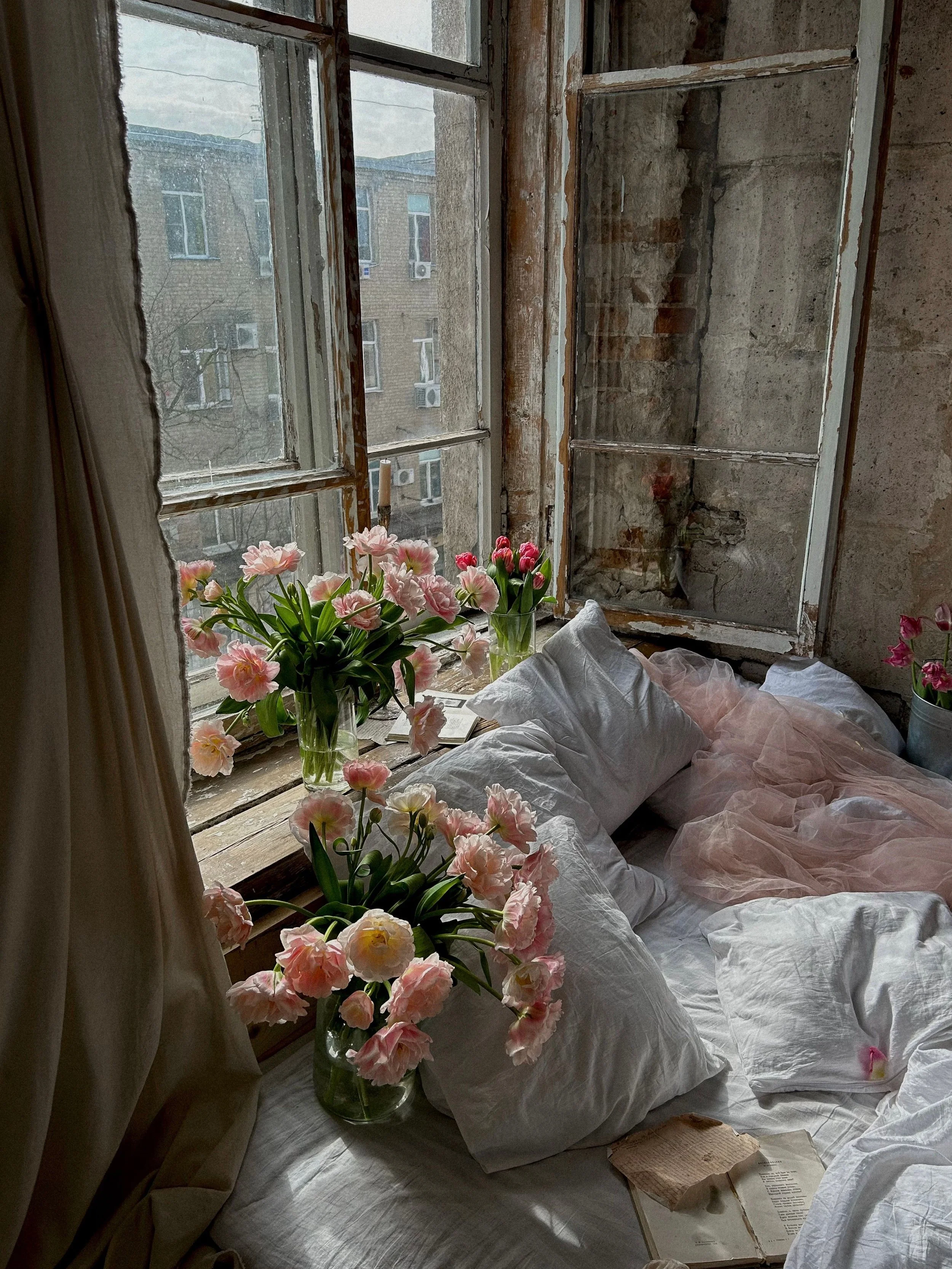 Rooms in Bloom: The Solstice Art of Romantic Living