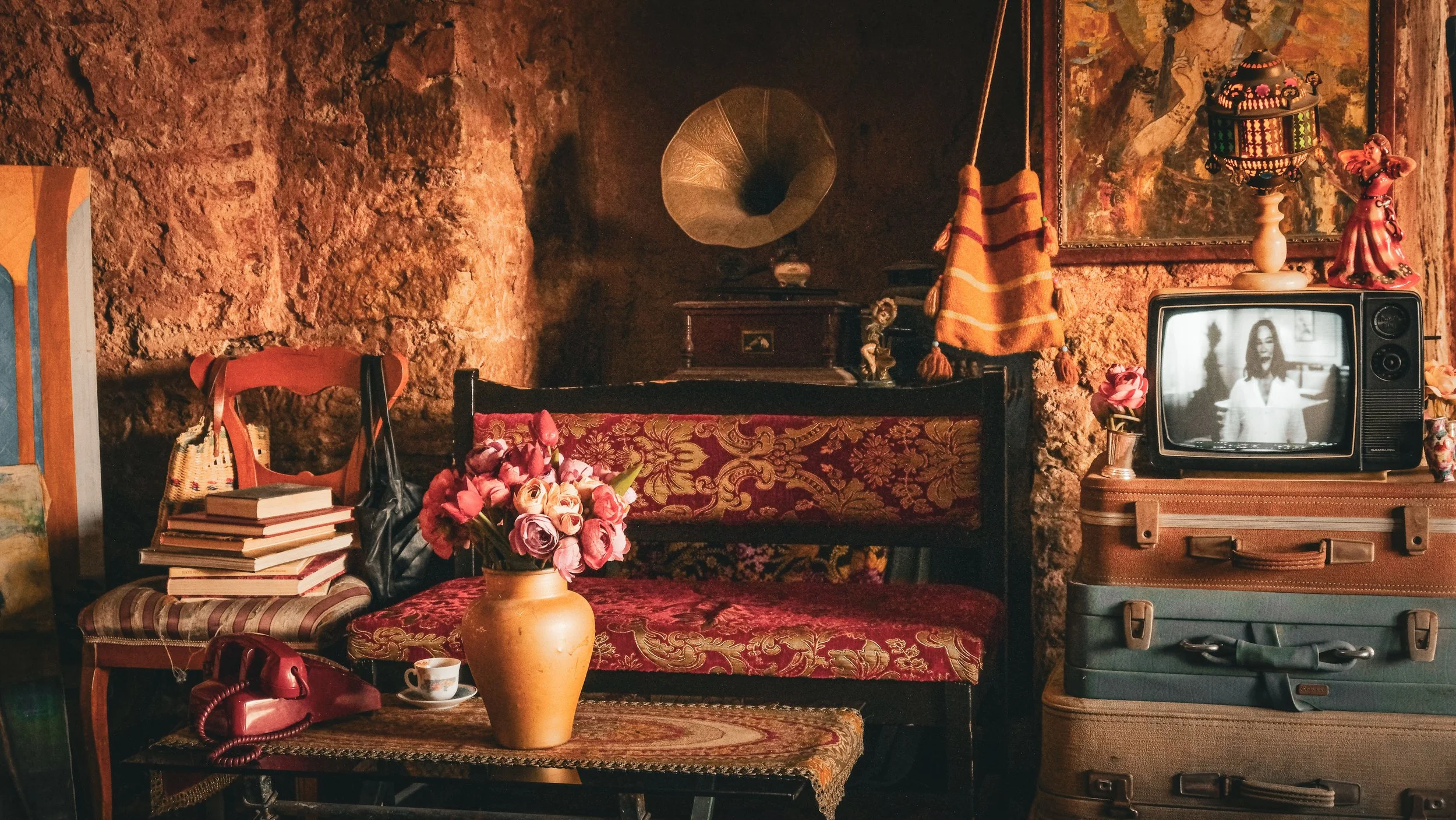 Home Design | Be Inspired to Be a Cozy Witch