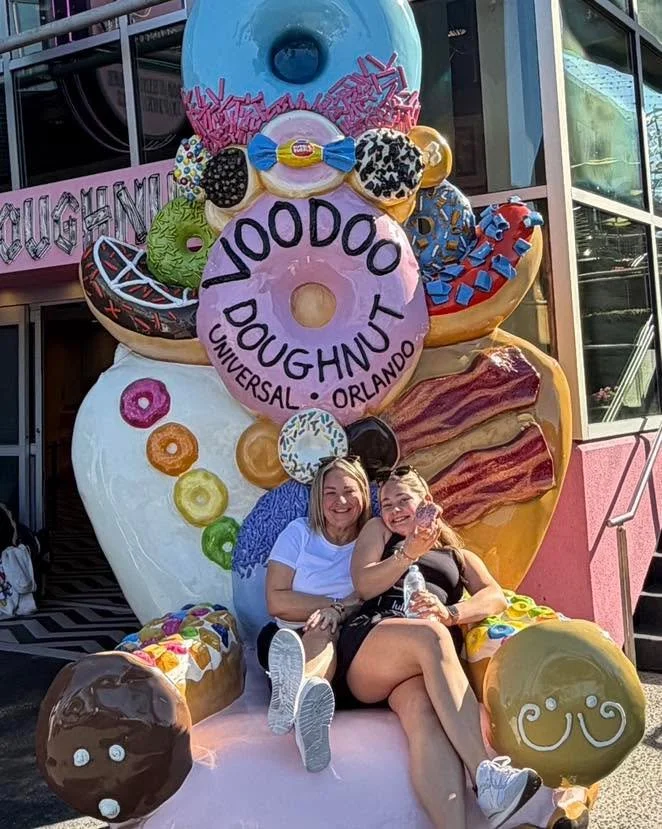 Always a required stop when at Universal Orlando! 🍩 
Share your donut throne pic if you have one! 

#UniversalOrlando #TravelAgentLife #ThemeParkSnacks #FamilyVacation #UniversalStudios #DonutStop #voodoodoughnuts